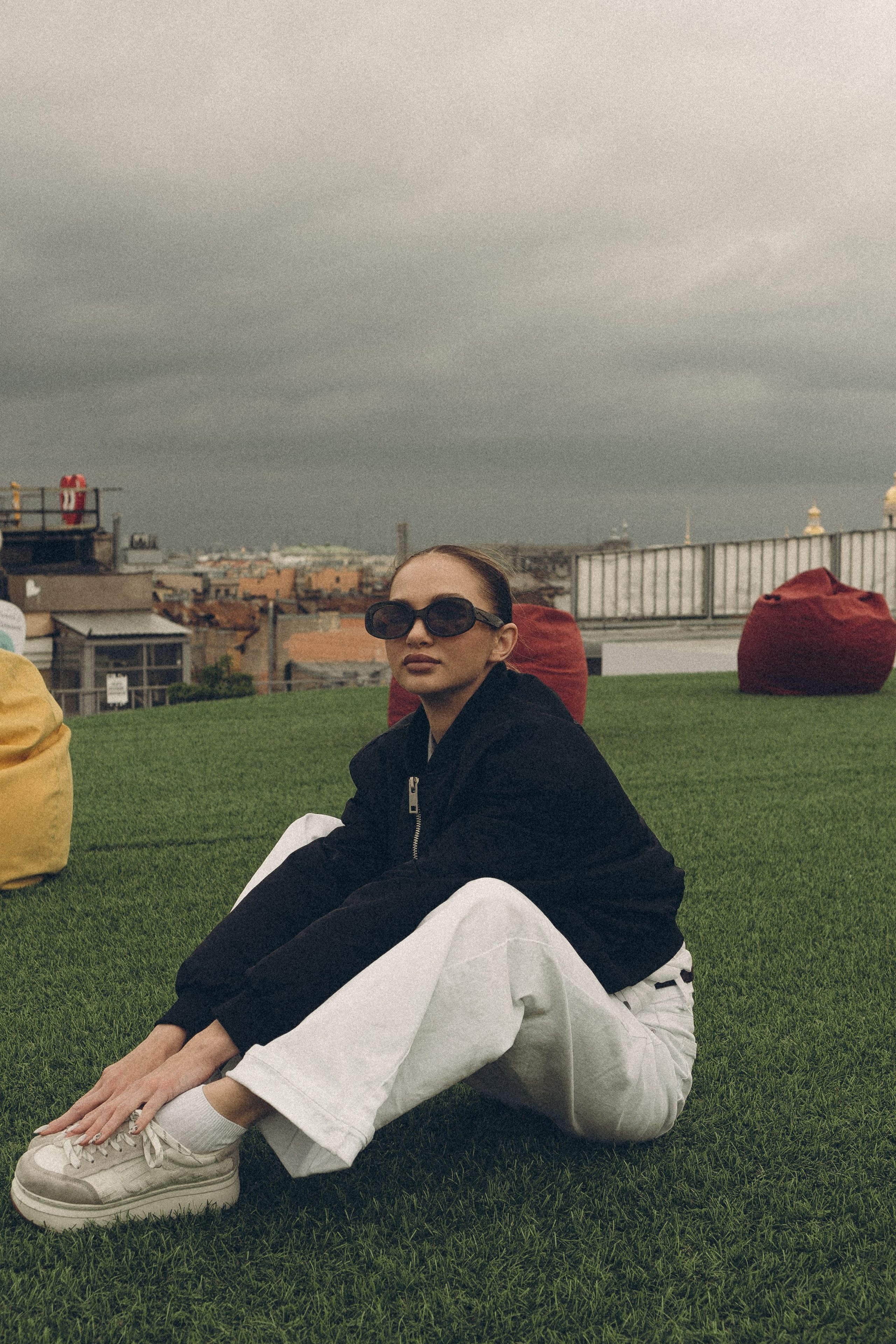 МЫ ГУЛЯЛИ ПРО КРЫШАМ ПИТЕРА. Профессиональный фотограф, Санкт-Петербург — Виктория Богомолова