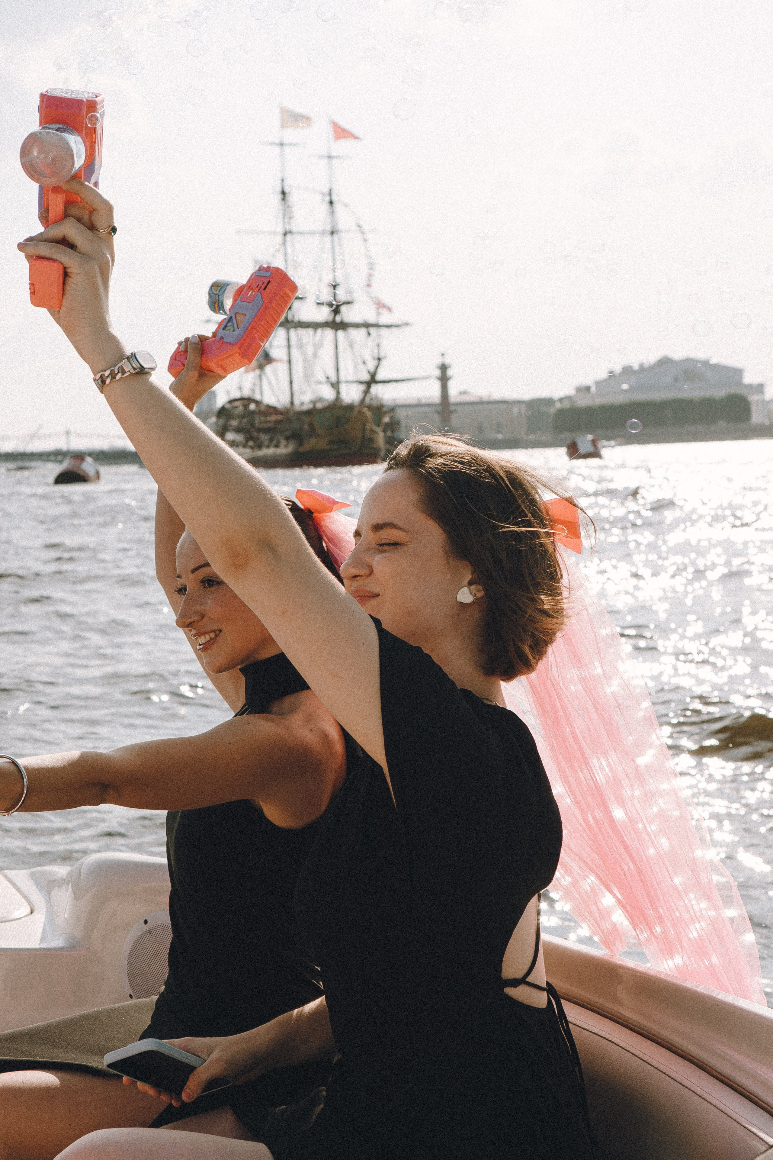 ДЕВИЧНИК НА КАТЕРЕ. Профессиональный фотограф, Санкт-Петербург — Виктория Богомолова