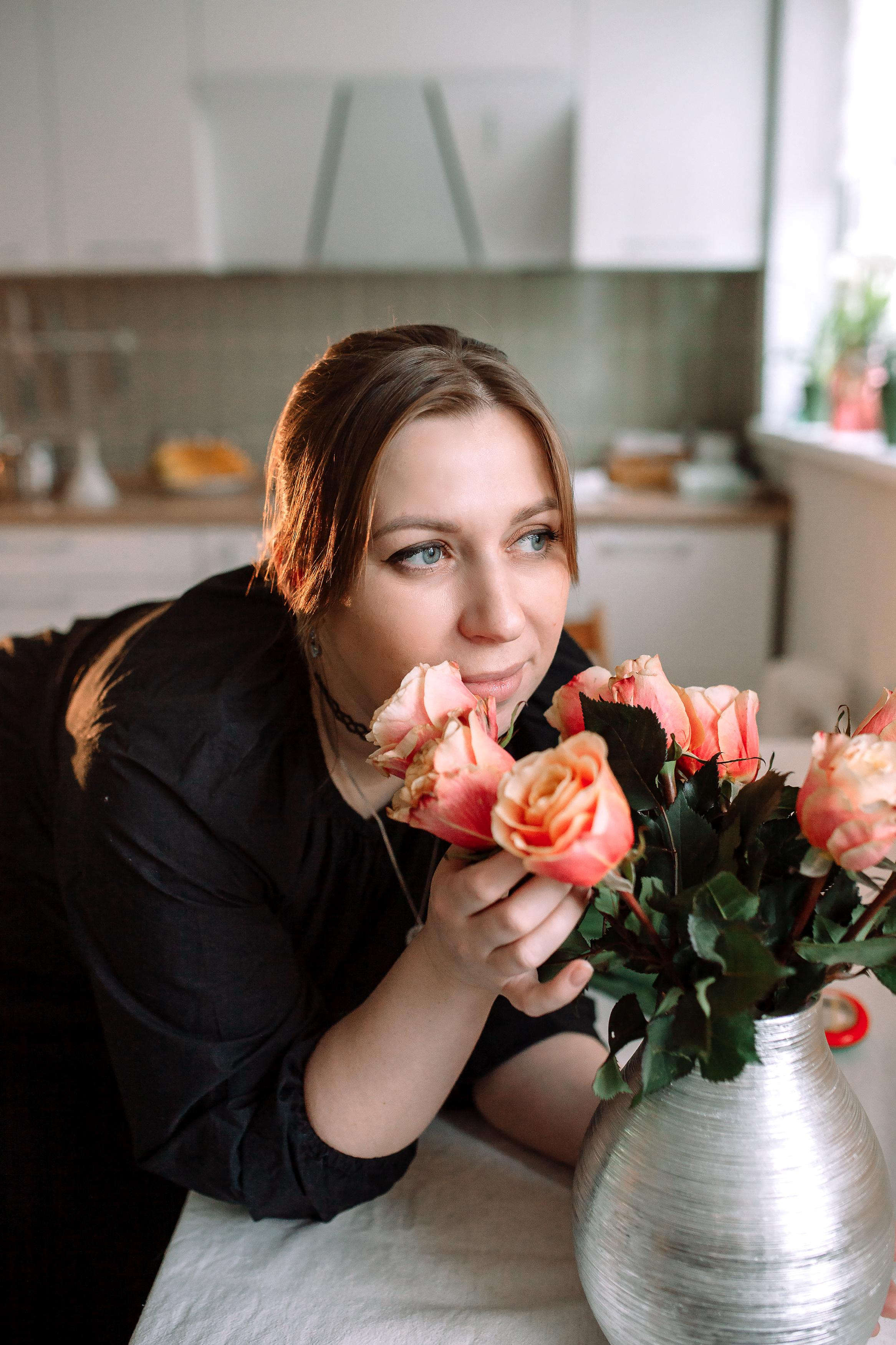 Костя, Ксюша, Глеб, Лиза, маленькая Женя, бабушки и дедушка. Семейный фотограф Трусова Евгения в Екатеринбурге