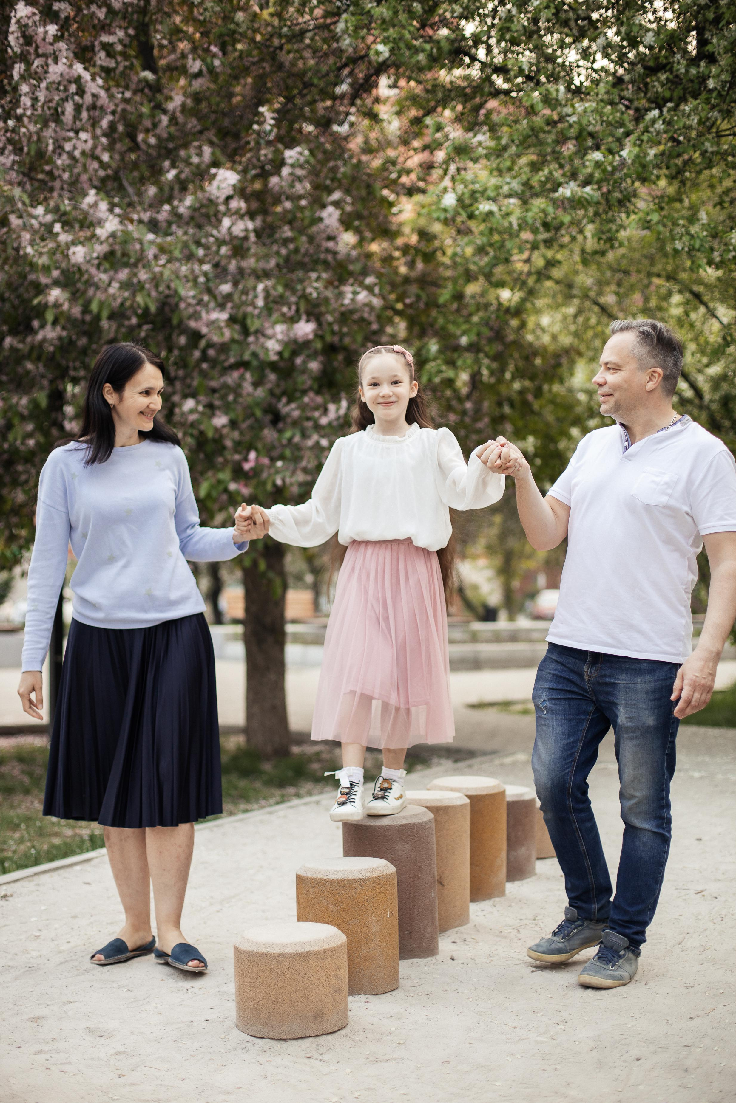 Таня с семьей. Семейный фотограф Трусова Евгения в Екатеринбурге