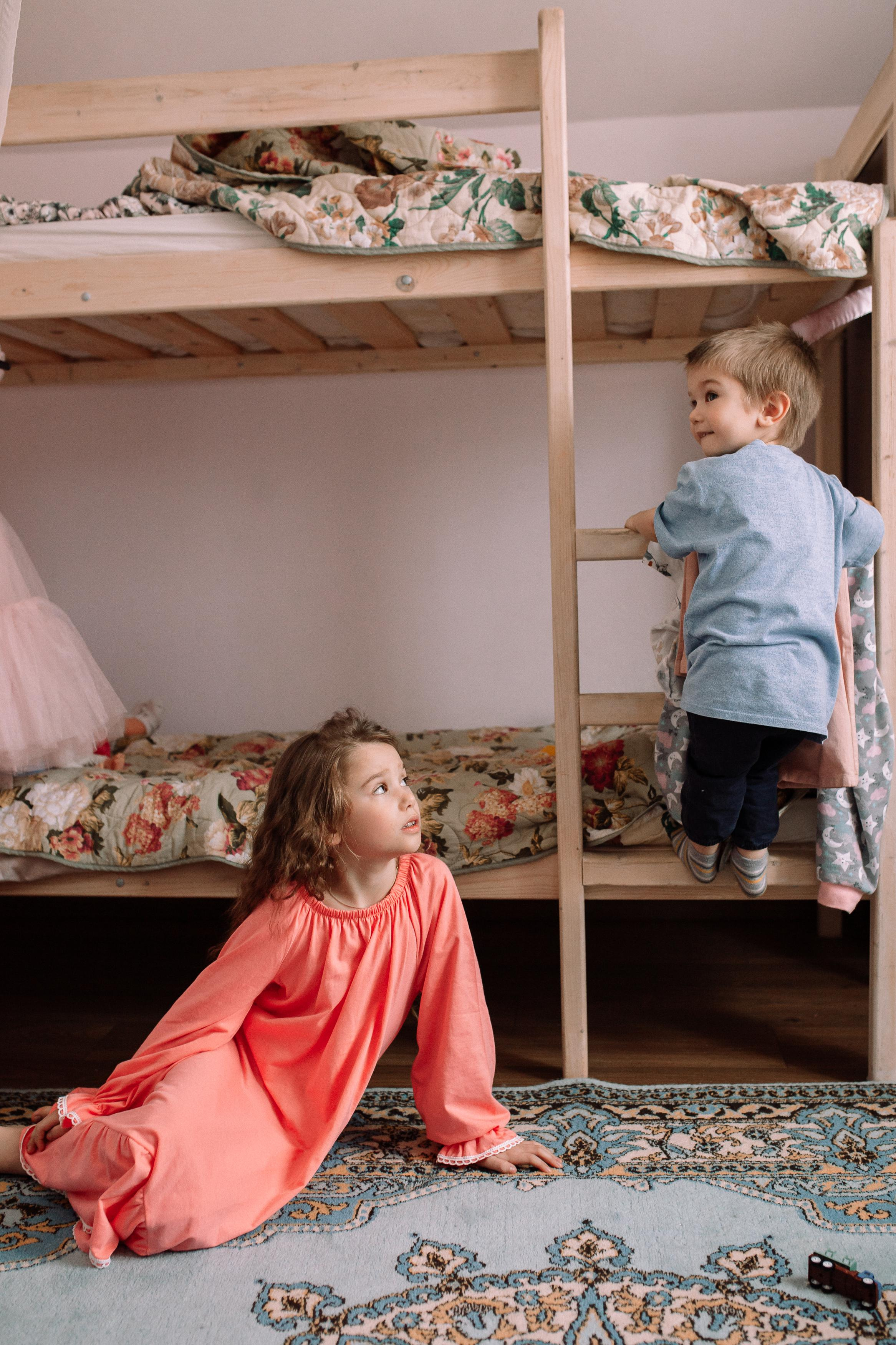 Никита, Оля, Сева, Дуня, Соня и Петя. Семейный фотограф Трусова Евгения в Екатеринбурге