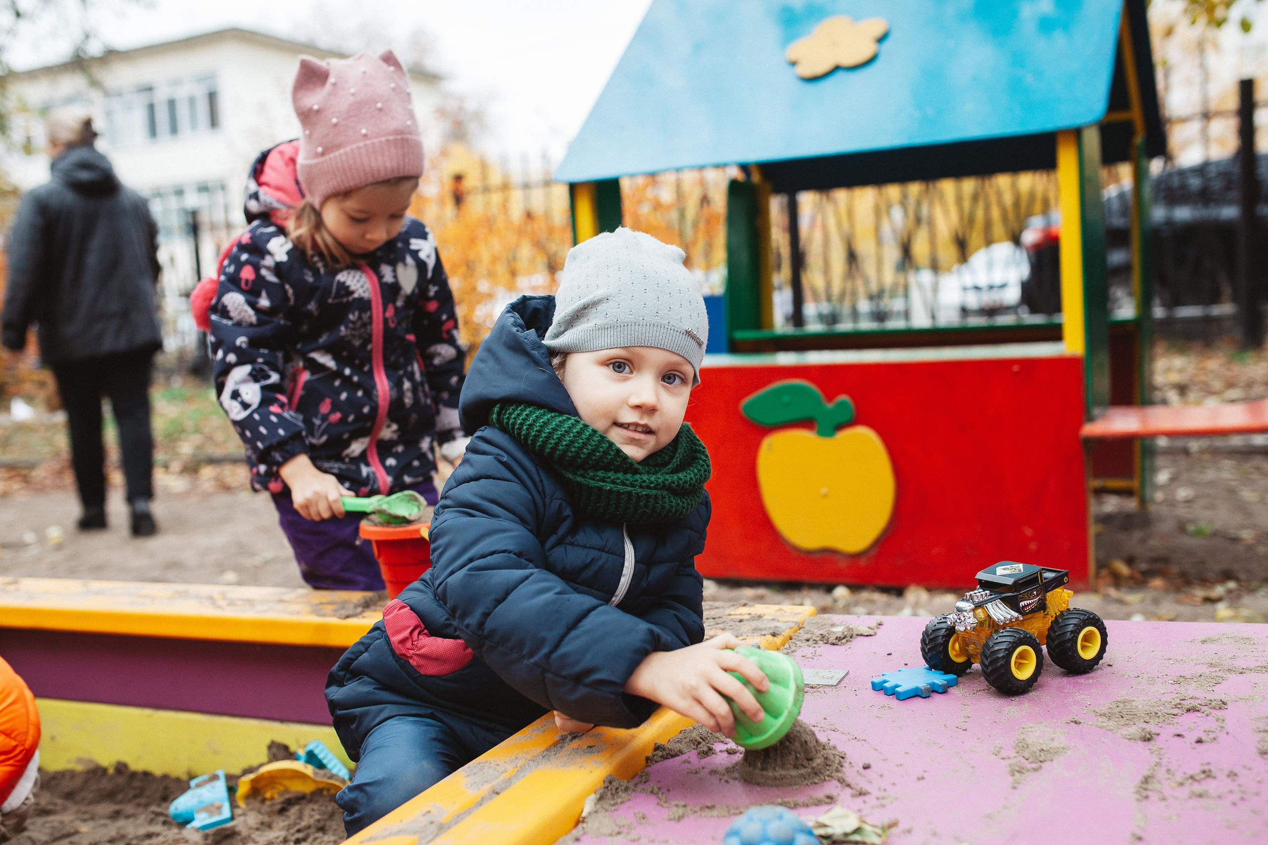 Детский сад, прогулка. Семейный фотограф Трусова Евгения в Екатеринбурге