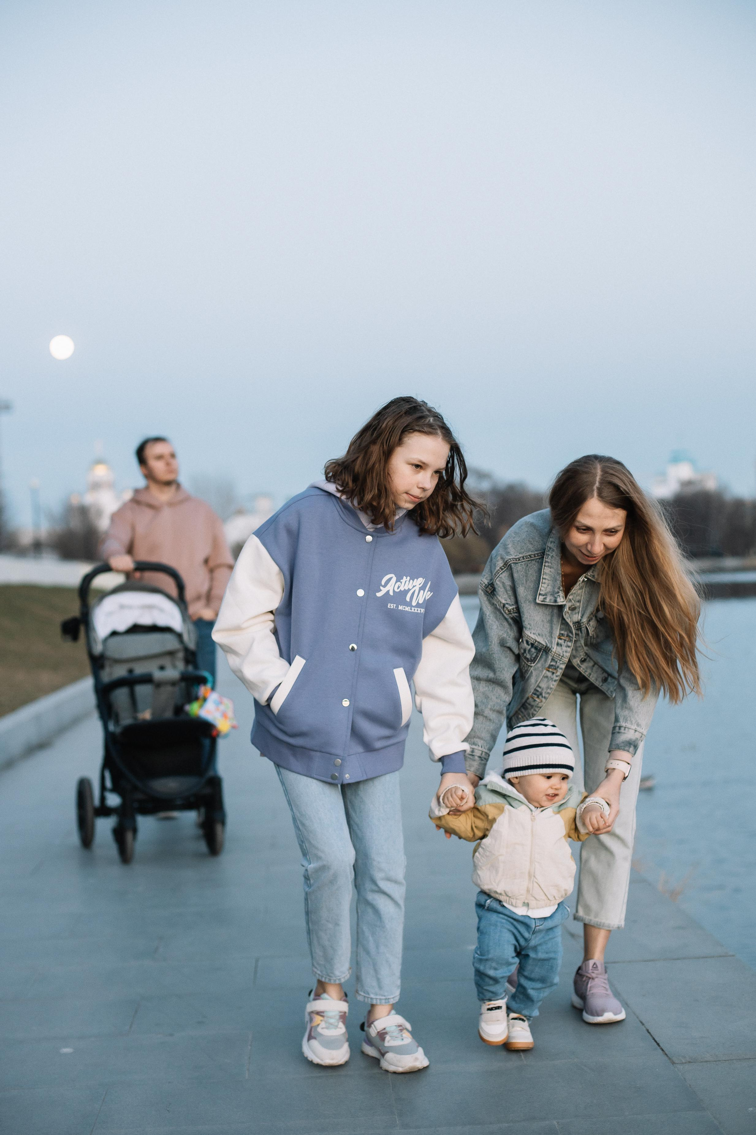Антон, Надя, Даша и Лёвик. Семейный фотограф Трусова Евгения в Екатеринбурге