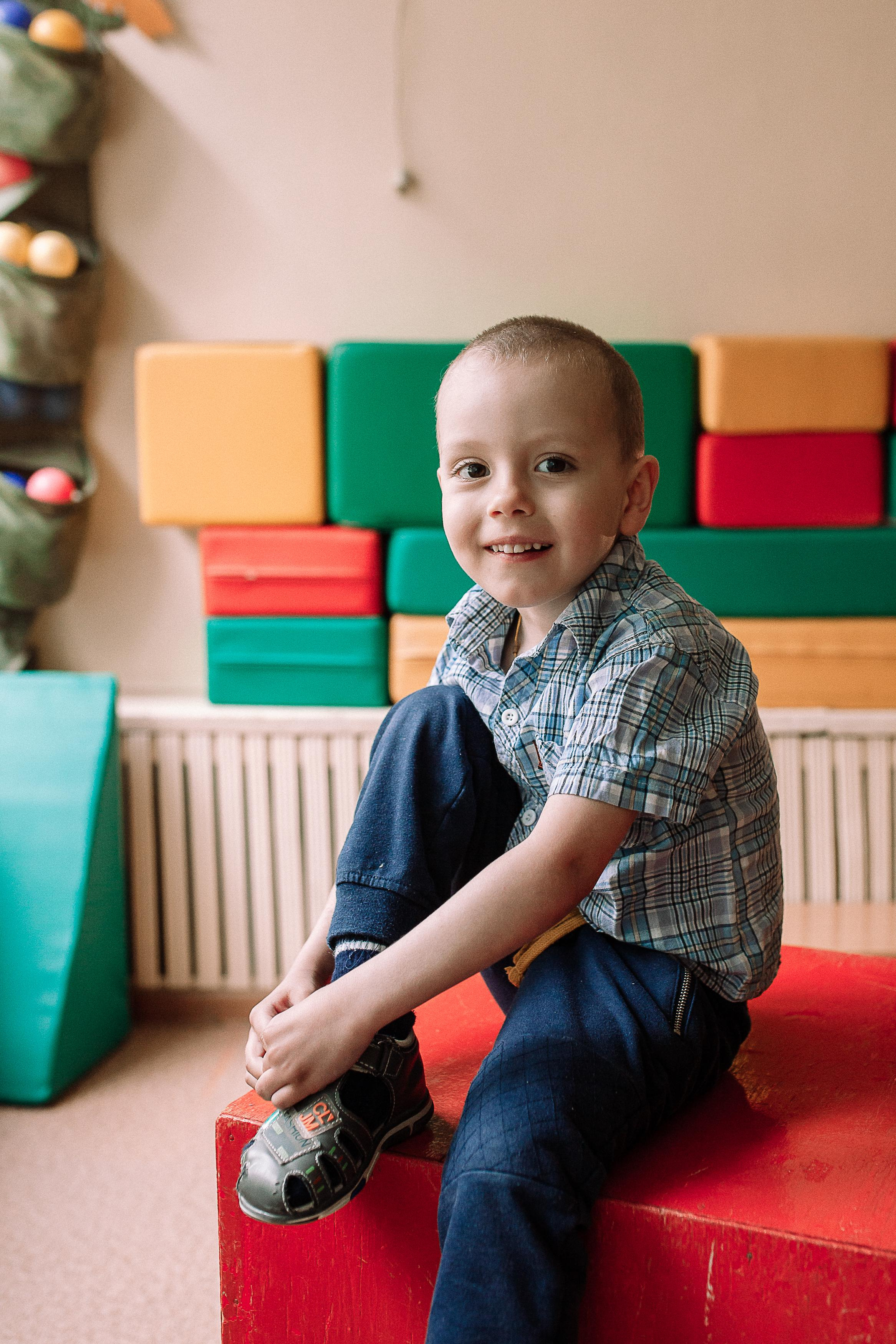 Детский сад, спорт зал. Семейный фотограф Трусова Евгения в Екатеринбурге