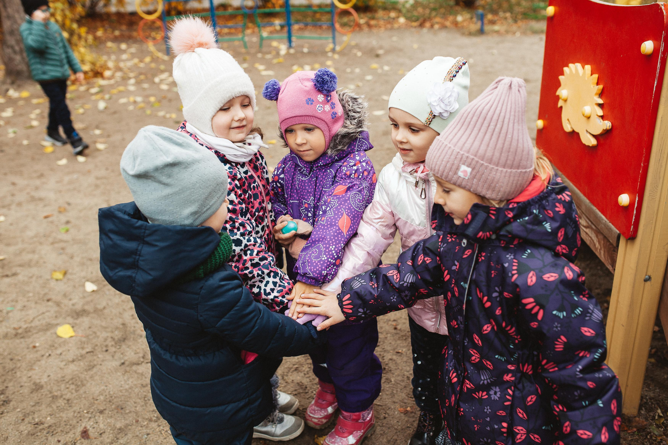 Детский сад, прогулка. Семейный фотограф Трусова Евгения в Екатеринбурге