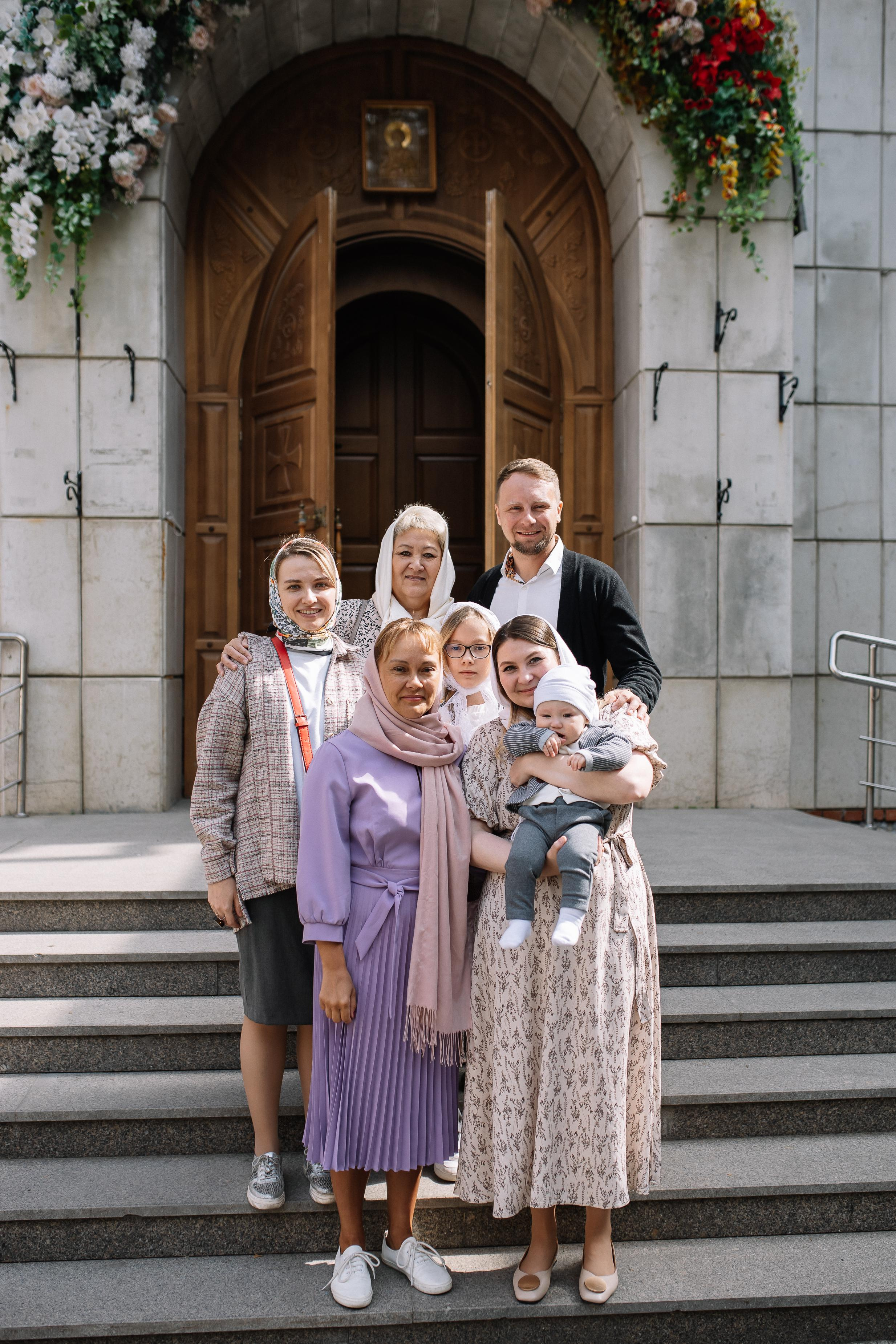 Крещение Димочки. Семейный фотограф Трусова Евгения в Екатеринбурге