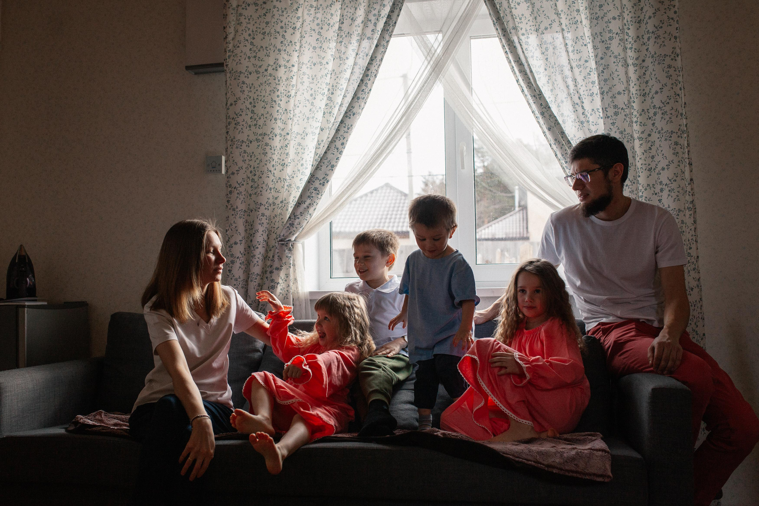 Никита, Оля, Сева, Дуня, Соня и Петя. Семейный фотограф Трусова Евгения в Екатеринбурге