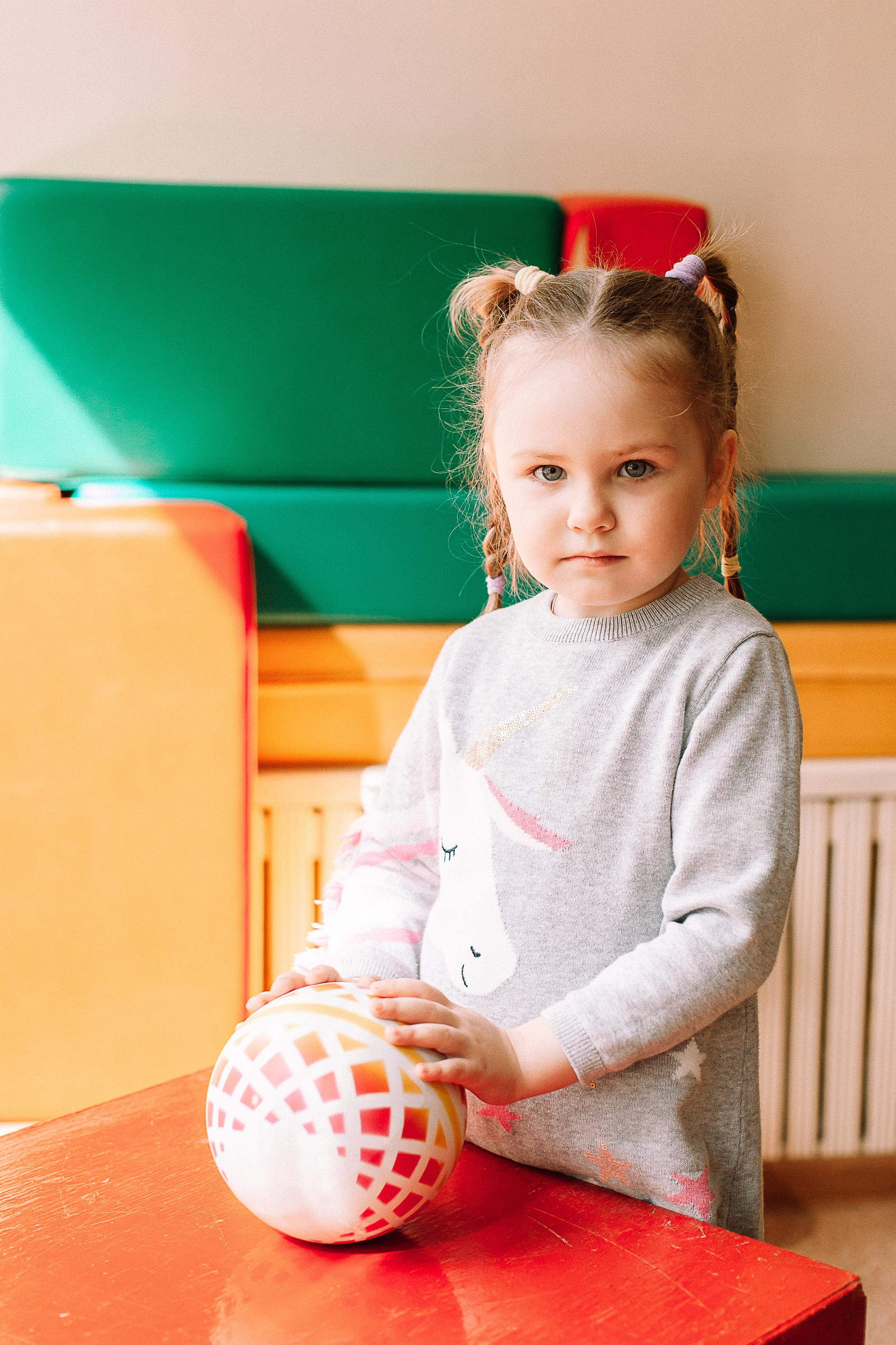 Детский сад, спорт зал. Семейный фотограф Трусова Евгения в Екатеринбурге