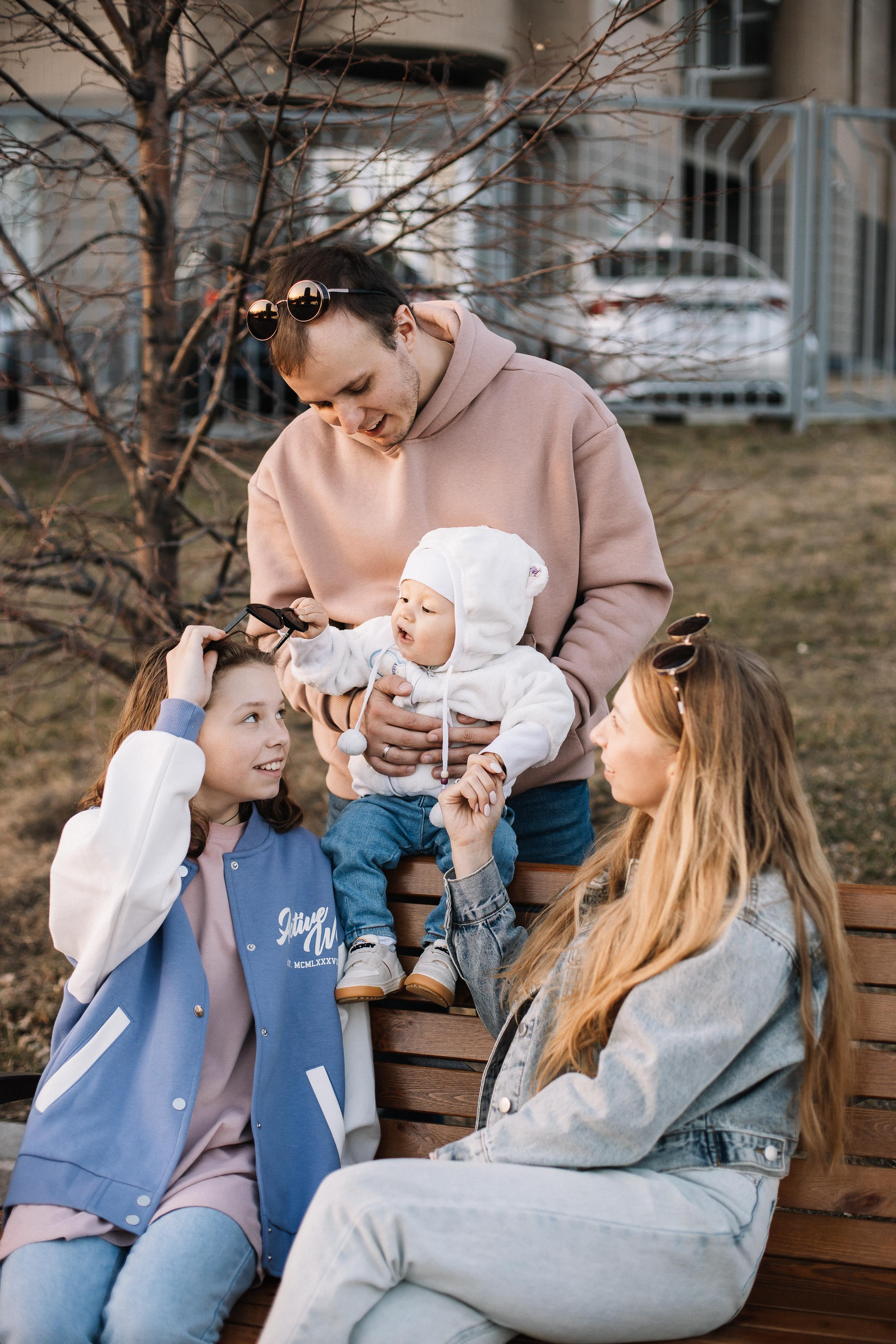 Антон, Надя, Даша и Лёвик. Семейный фотограф Трусова Евгения в Екатеринбурге