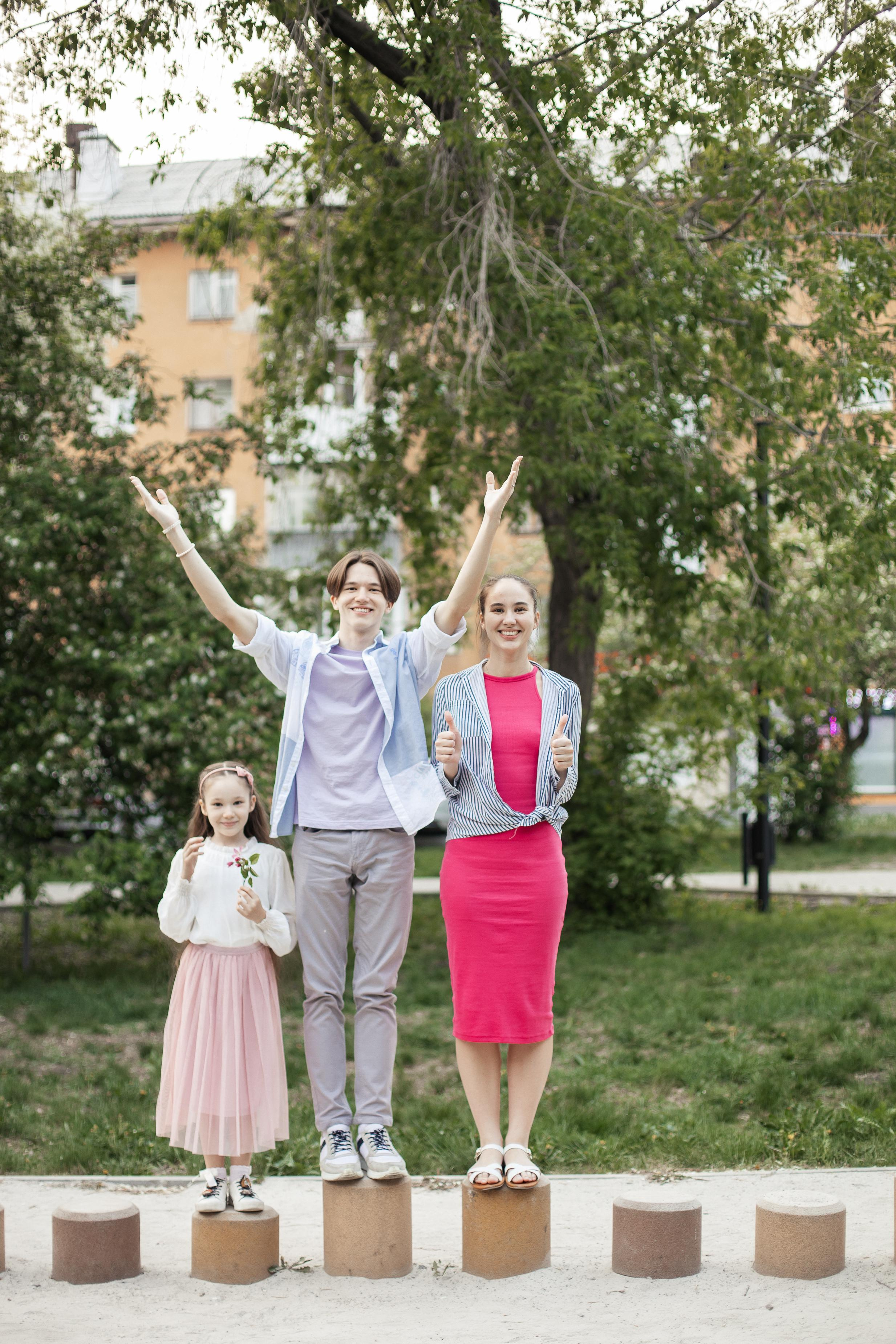 Таня с семьей. Семейный фотограф Трусова Евгения в Екатеринбурге