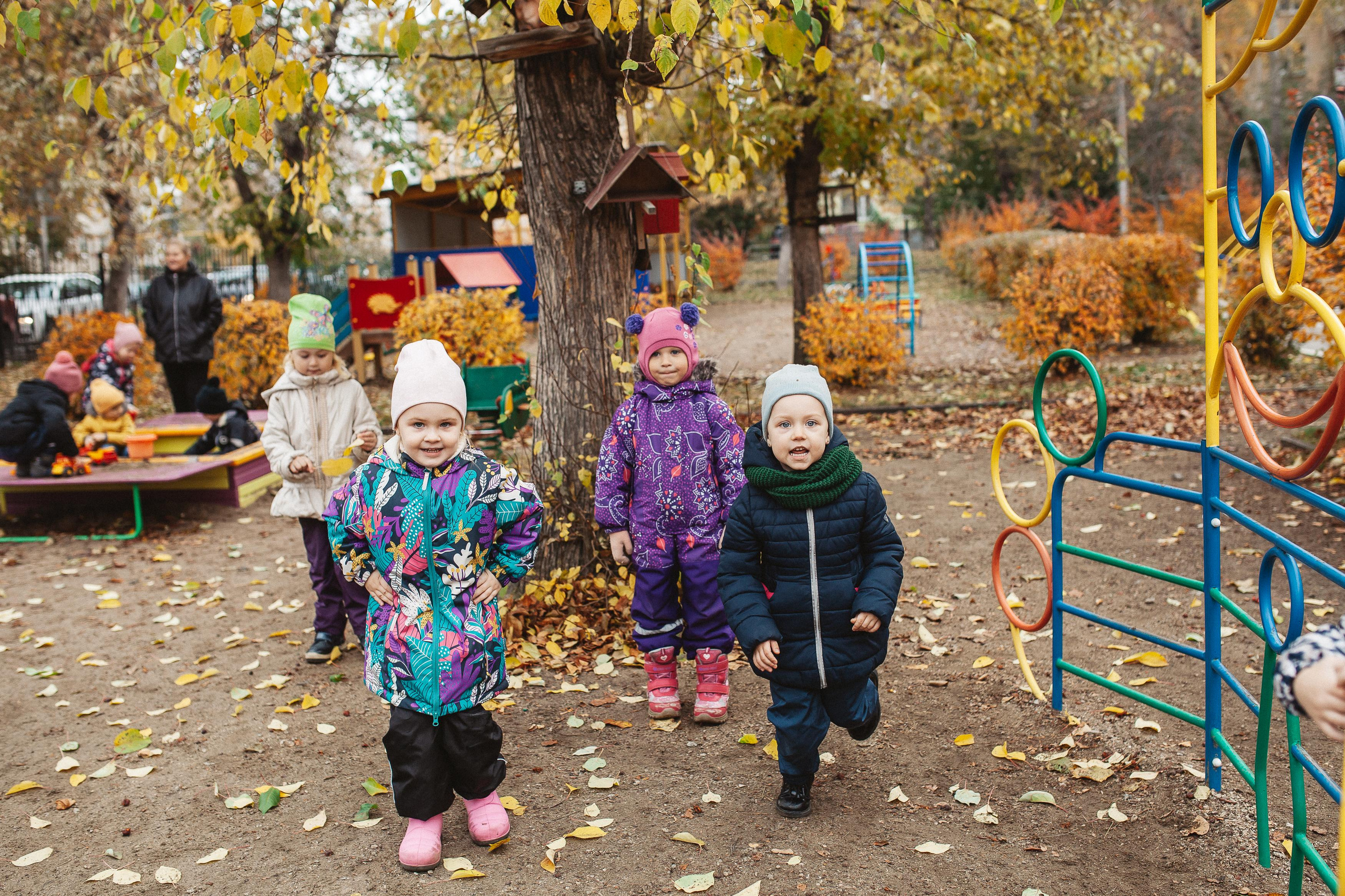 Детский сад, прогулка. Семейный фотограф Трусова Евгения в Екатеринбурге