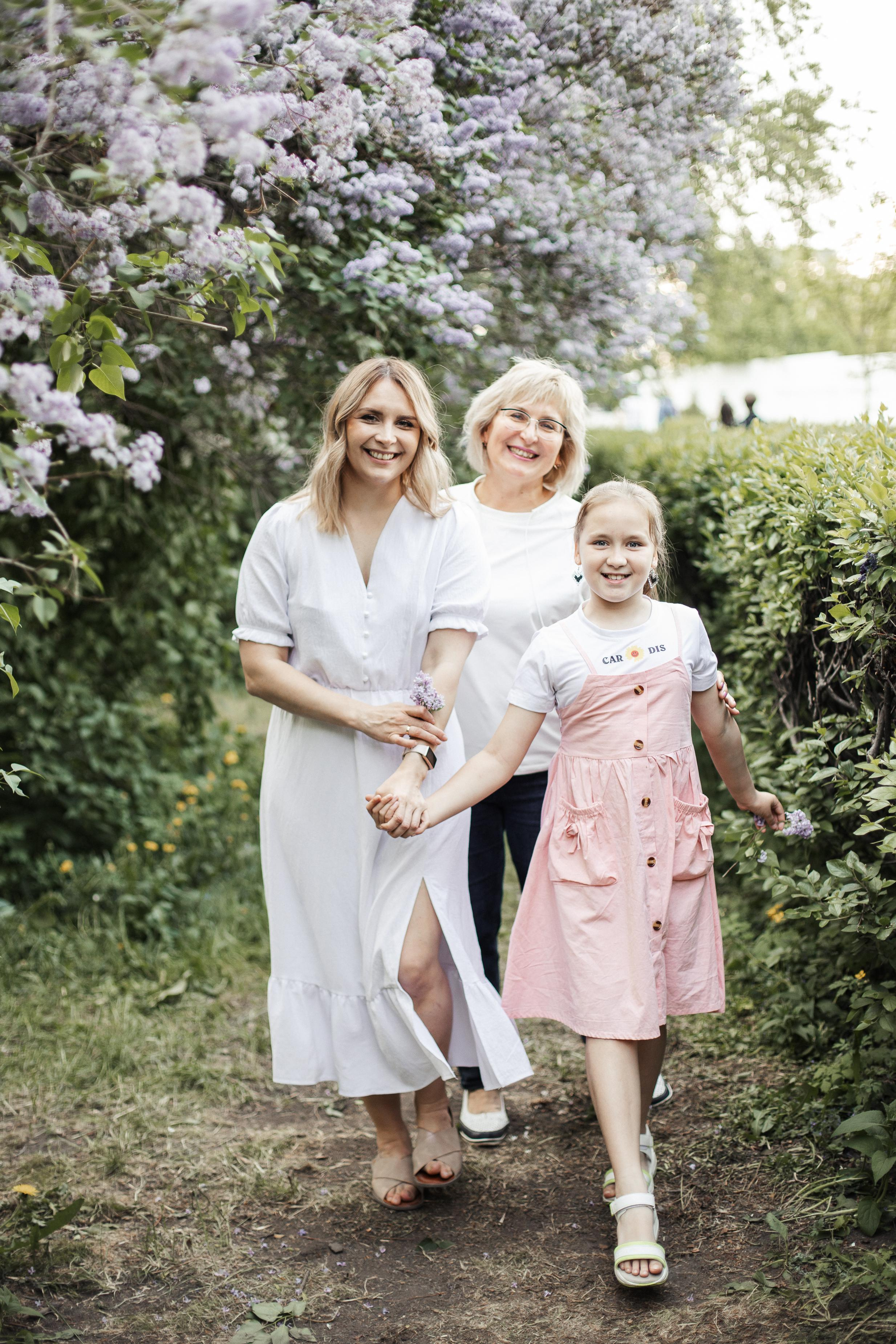 Фотопроект в сирени. Семейный фотограф Трусова Евгения в Екатеринбурге