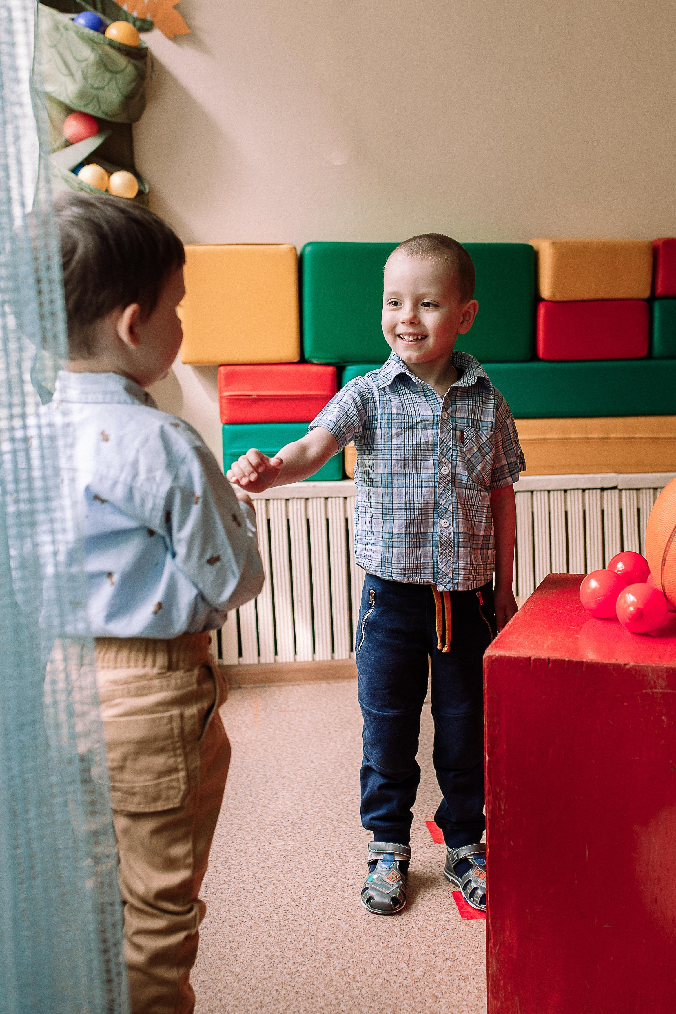 Детский сад, спорт зал. Семейный фотограф Трусова Евгения в Екатеринбурге