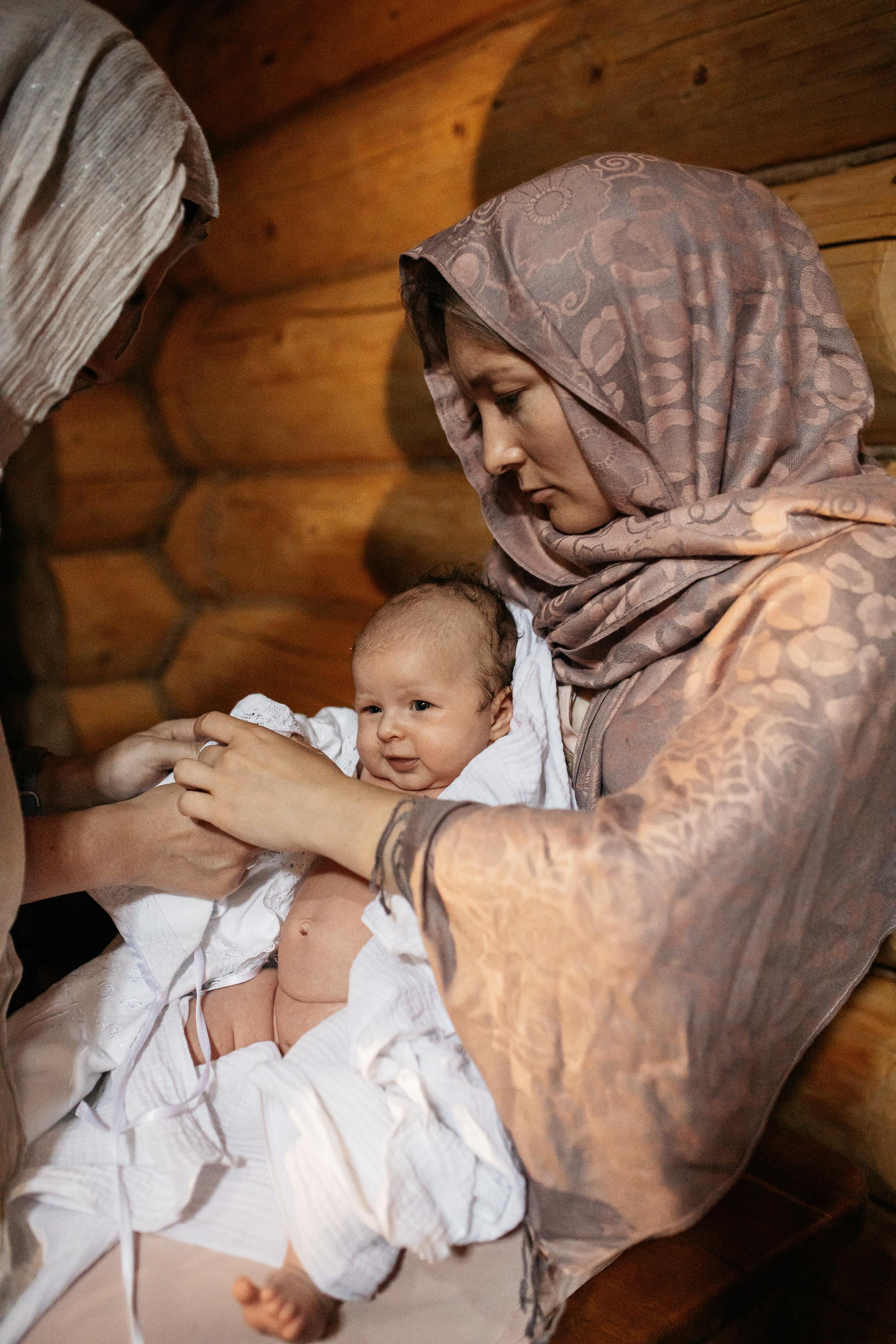 Крещение Машеньки. Семейный фотограф Трусова Евгения в Екатеринбурге