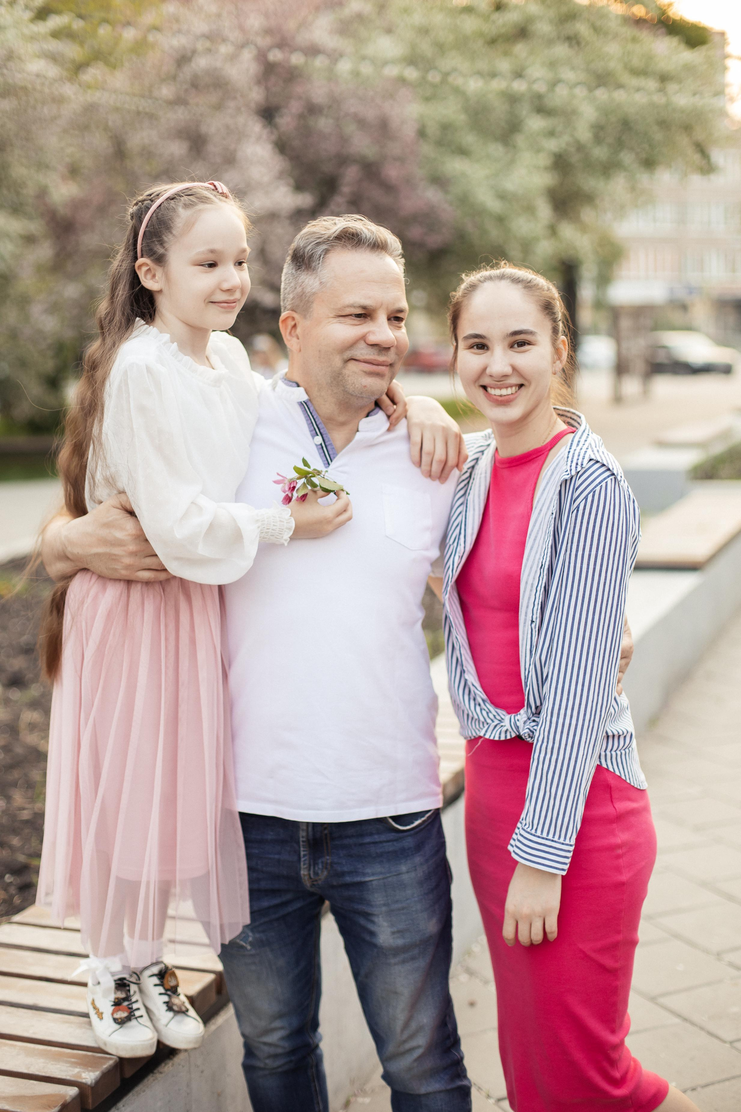 Таня с семьей. Семейный фотограф Трусова Евгения в Екатеринбурге