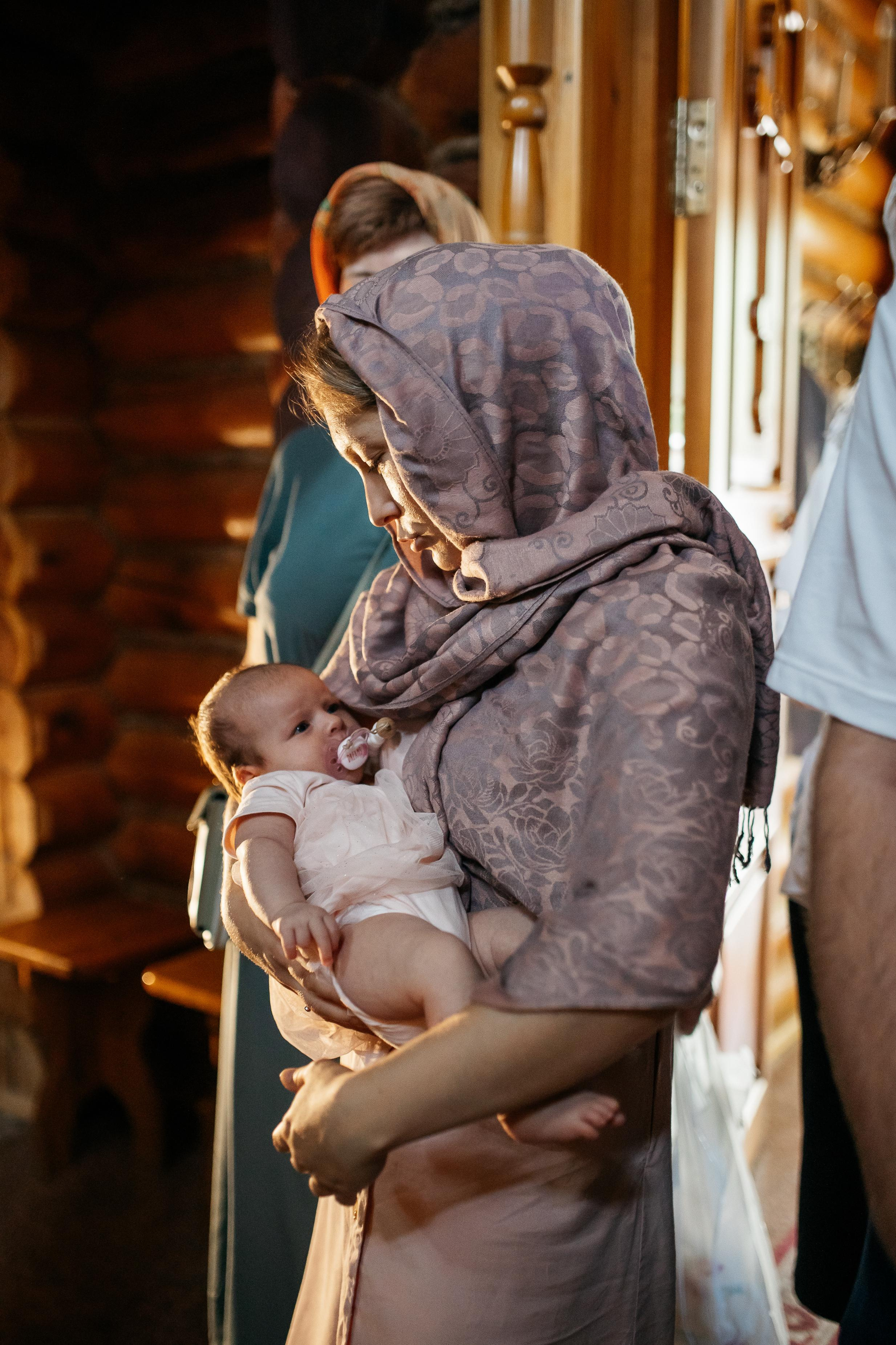 Крещение Машеньки. Семейный фотограф Трусова Евгения в Екатеринбурге