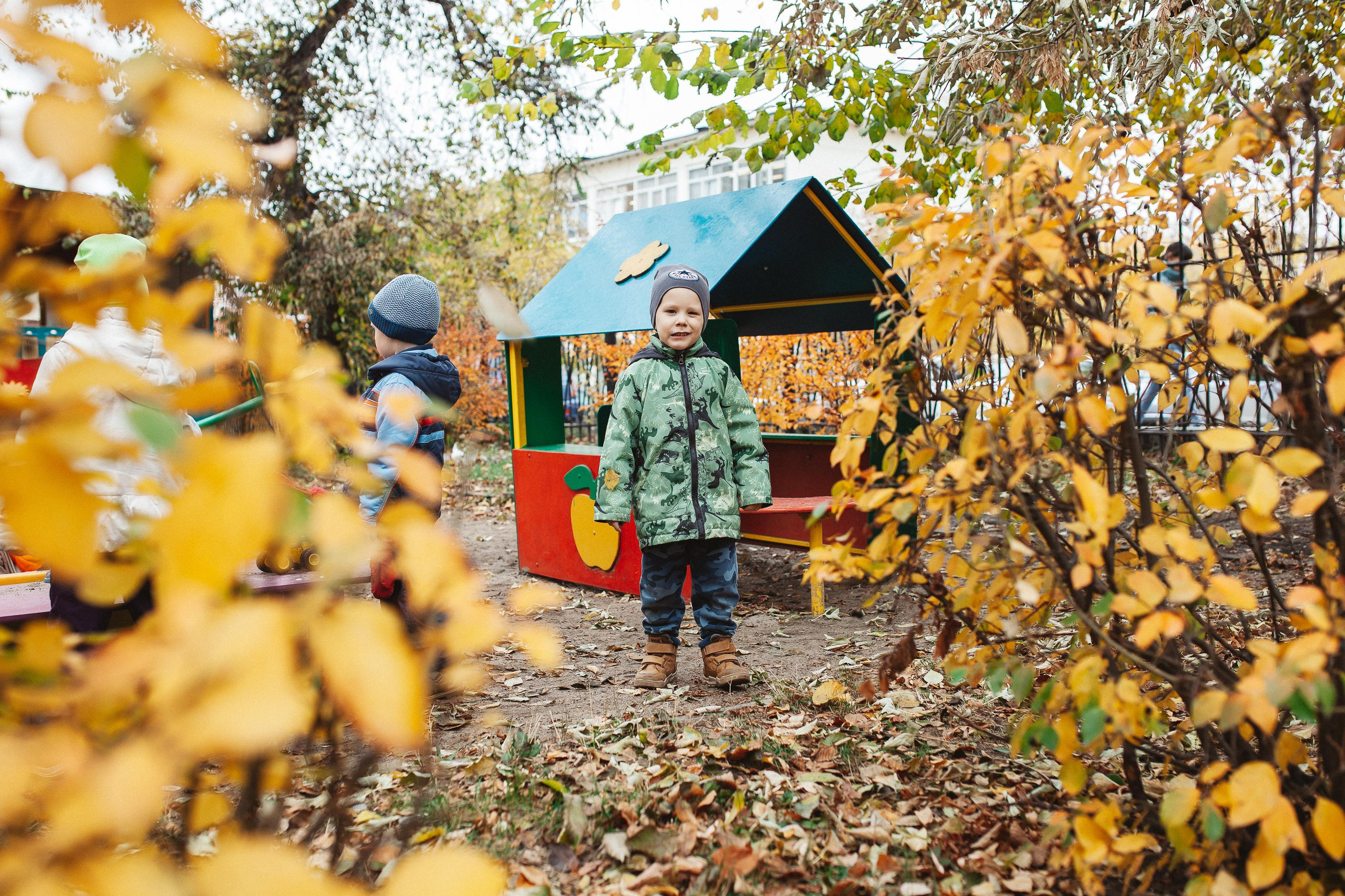 Детский сад, прогулка. Семейный фотограф Трусова Евгения в Екатеринбурге