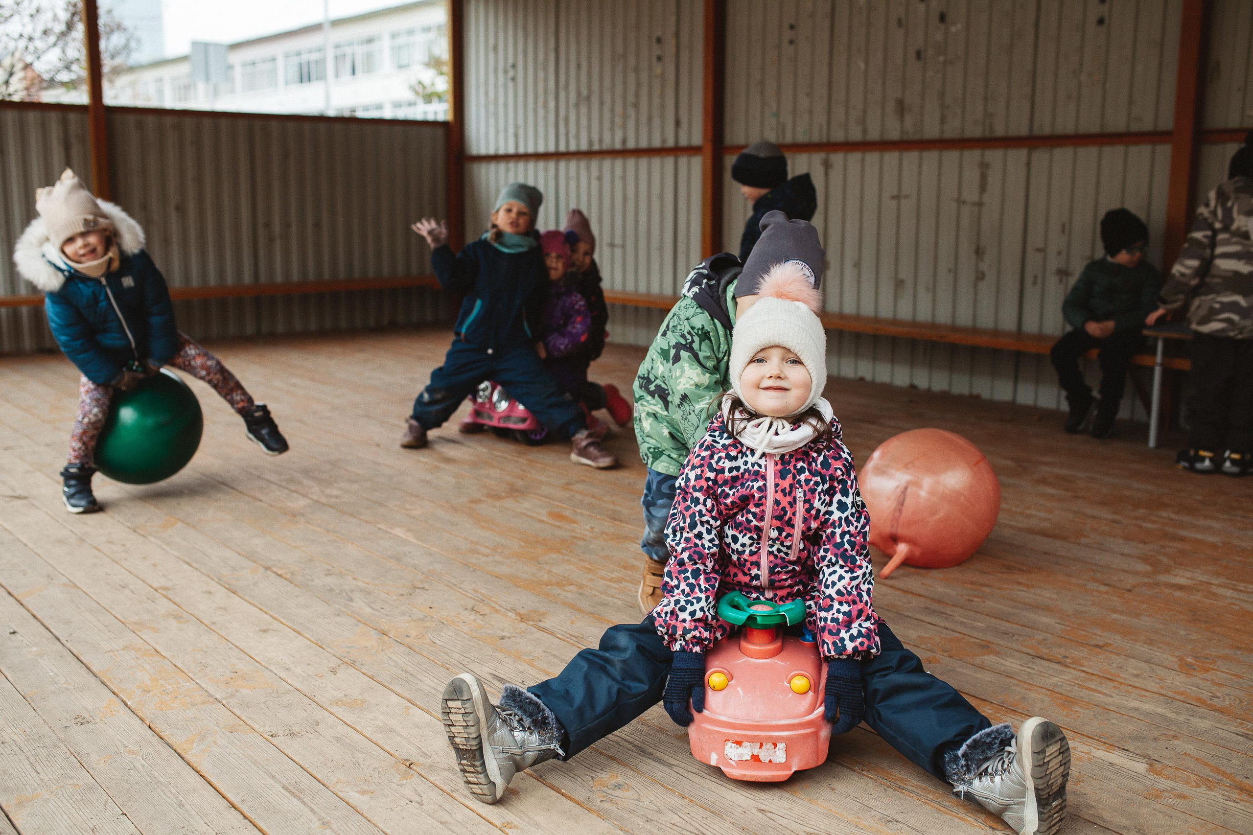 Детский сад, прогулка. Семейный фотограф Трусова Евгения в Екатеринбурге