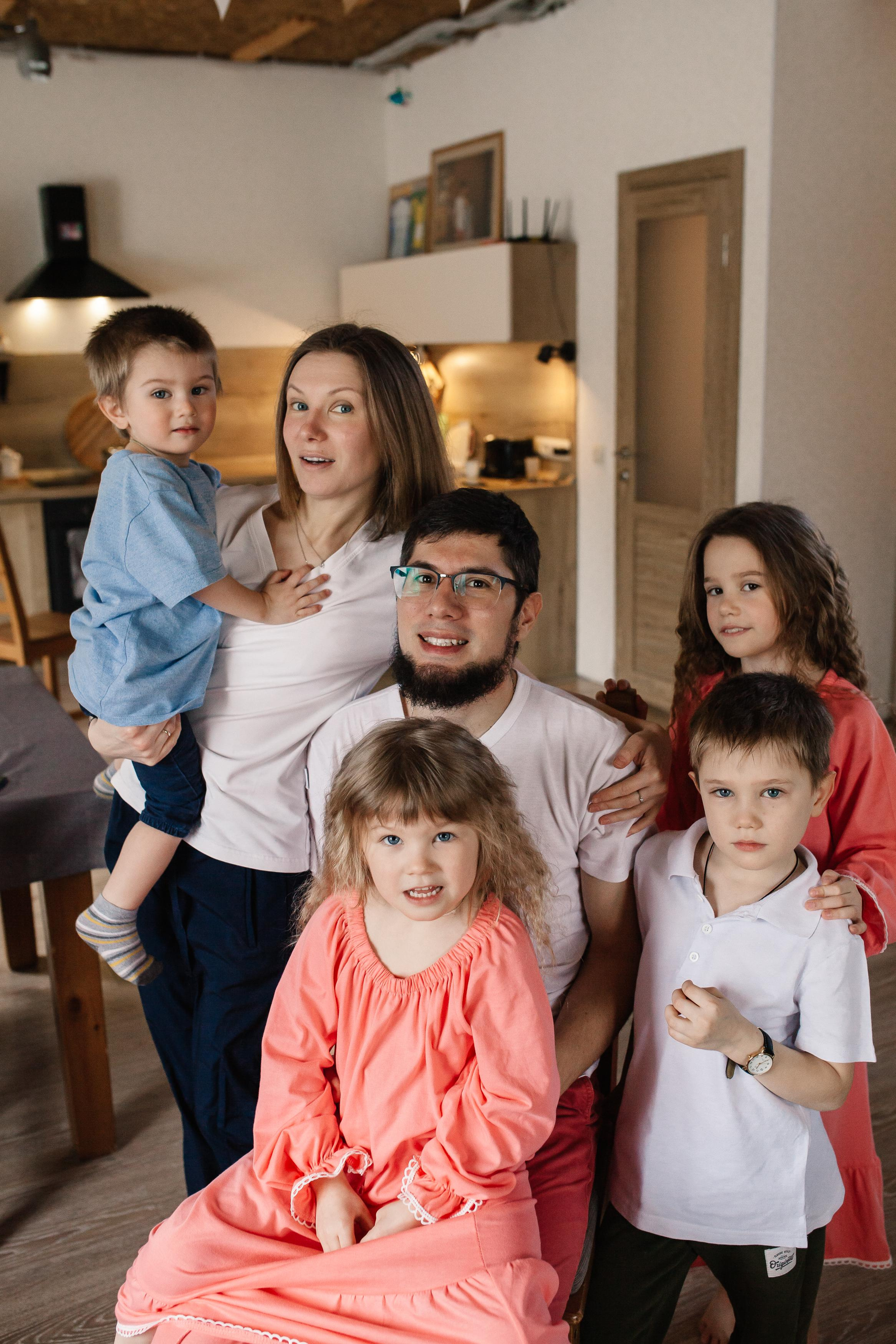 Никита, Оля, Сева, Дуня, Соня и Петя. Семейный фотограф Трусова Евгения в Екатеринбурге