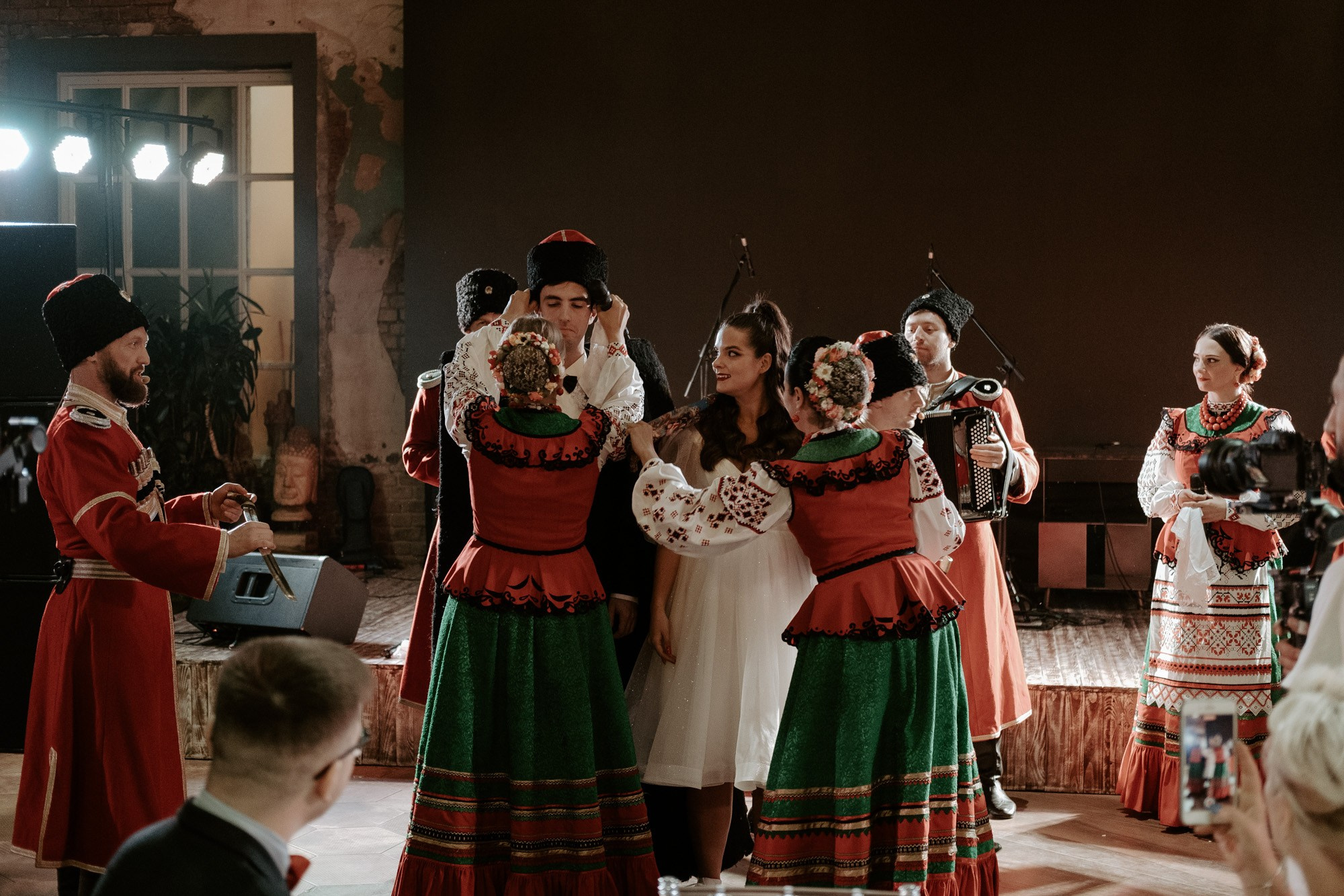 Позовем всех?. Свадебный фотограф Александра Тюлякова