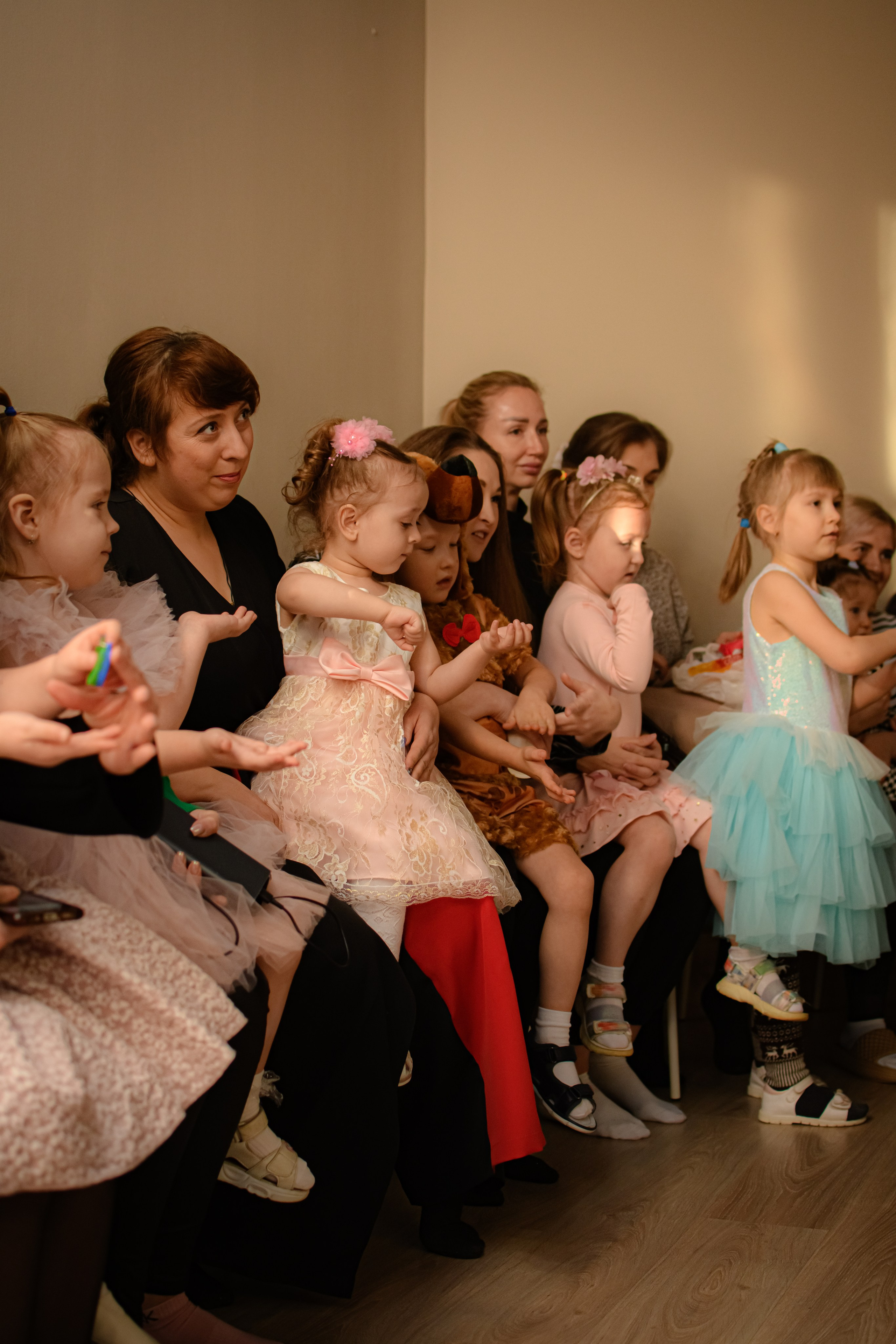 HAPPY NEW YEAR. Photokarish