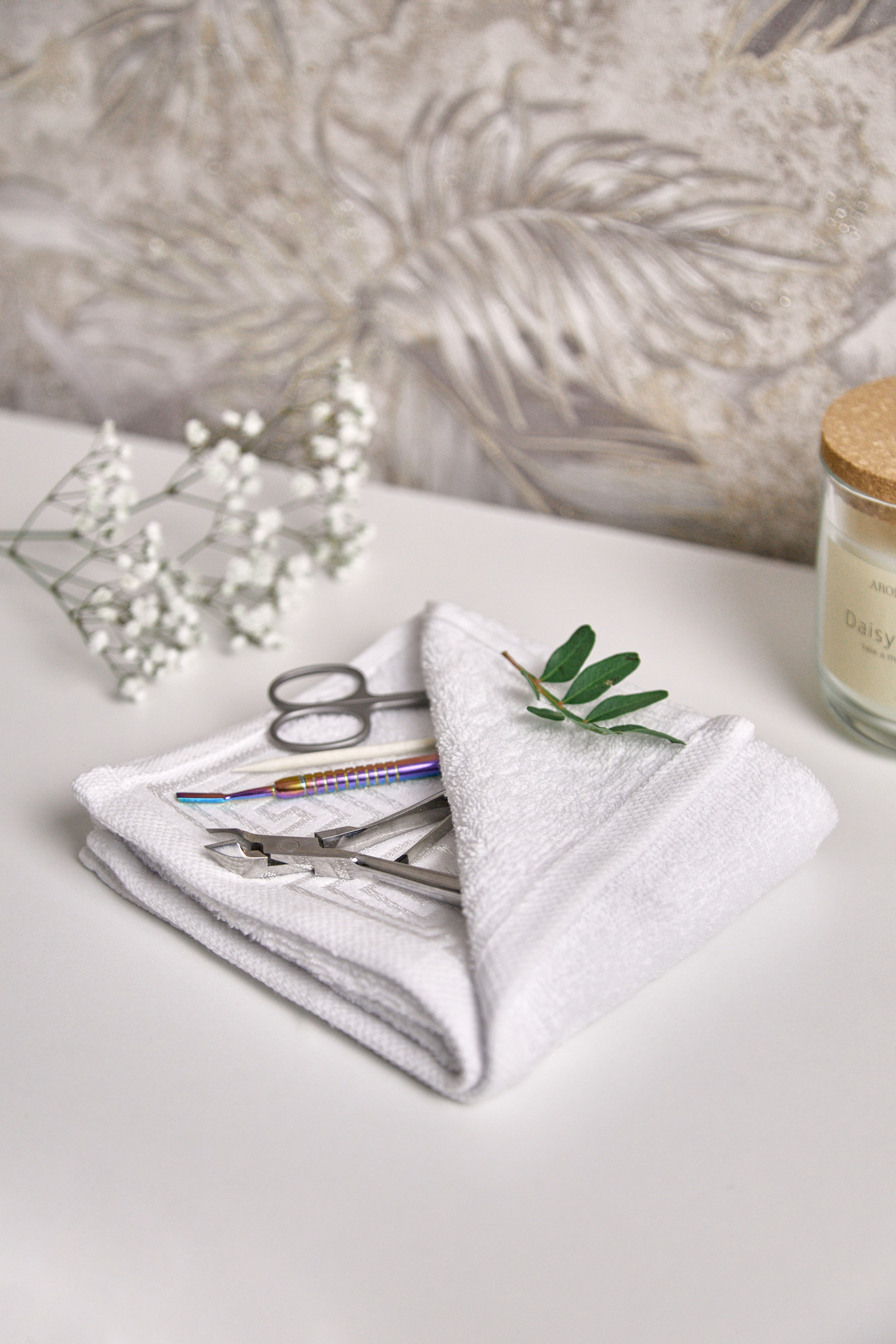 Ольга Валавина — мастер коллаген-педикюра и аппаратного маникюра. Фотограф Челябинск — Кирилл Устюжанин