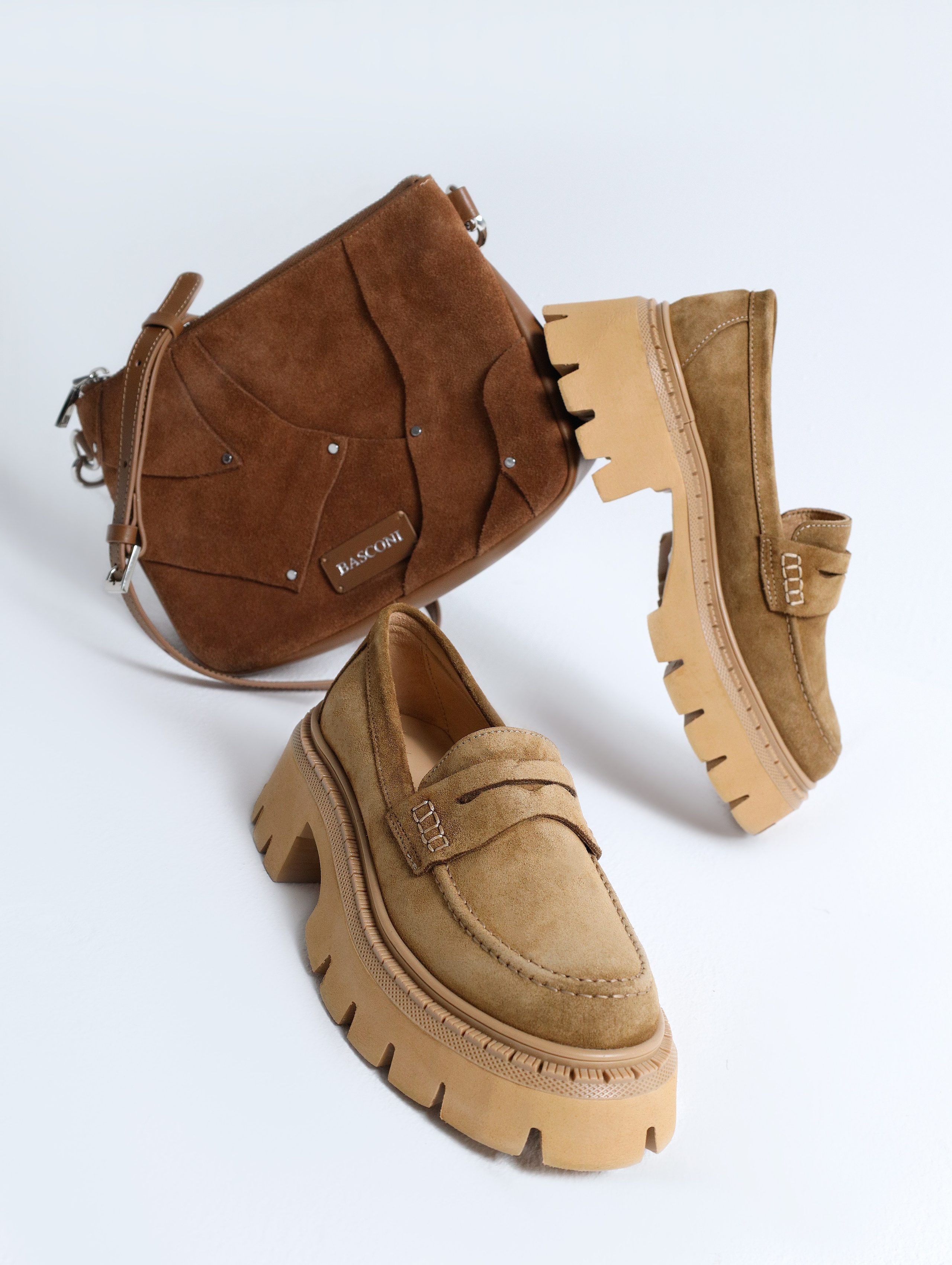 Basconi Summer Y'25. Предметный фотограф Артём Йома