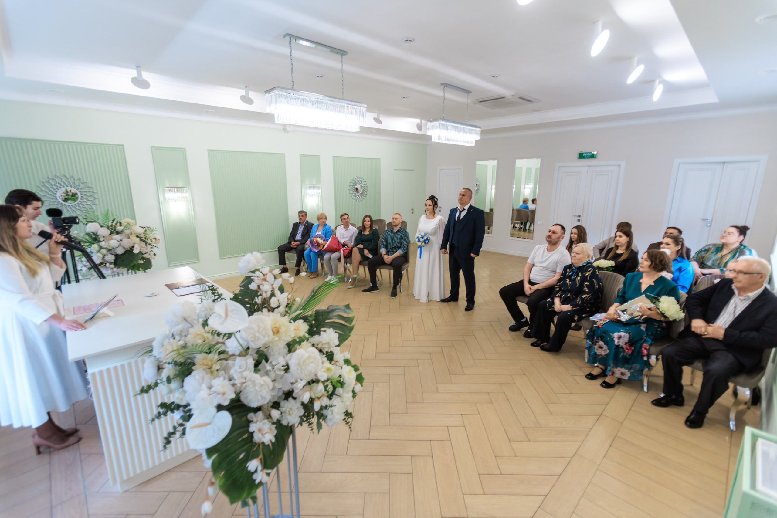 Роман | Юлия. Репортажный фотограф Екатеринбург | Яркий, качественный репортаж | Концерты, клубы, репортаж, праздники, корпоративы