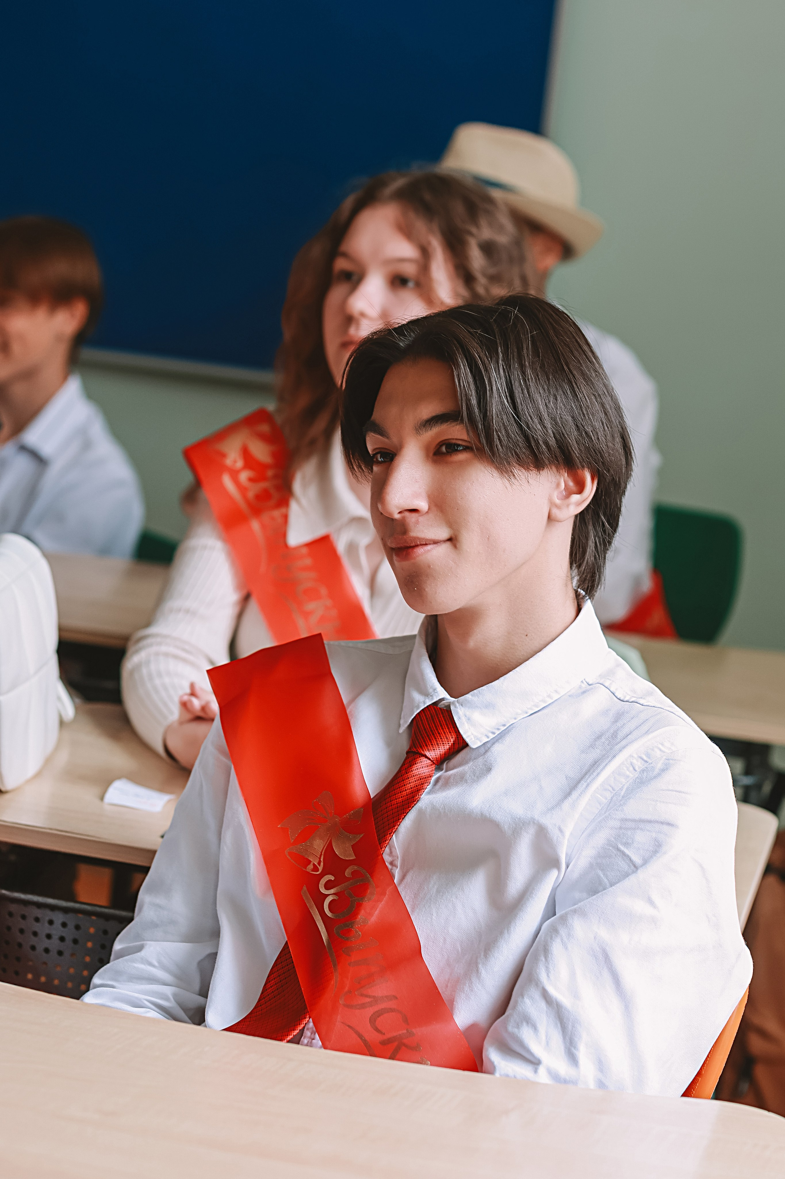 Последний звонок. Семейный фотограф Тюмень, фотограф на роды Салмина Мария