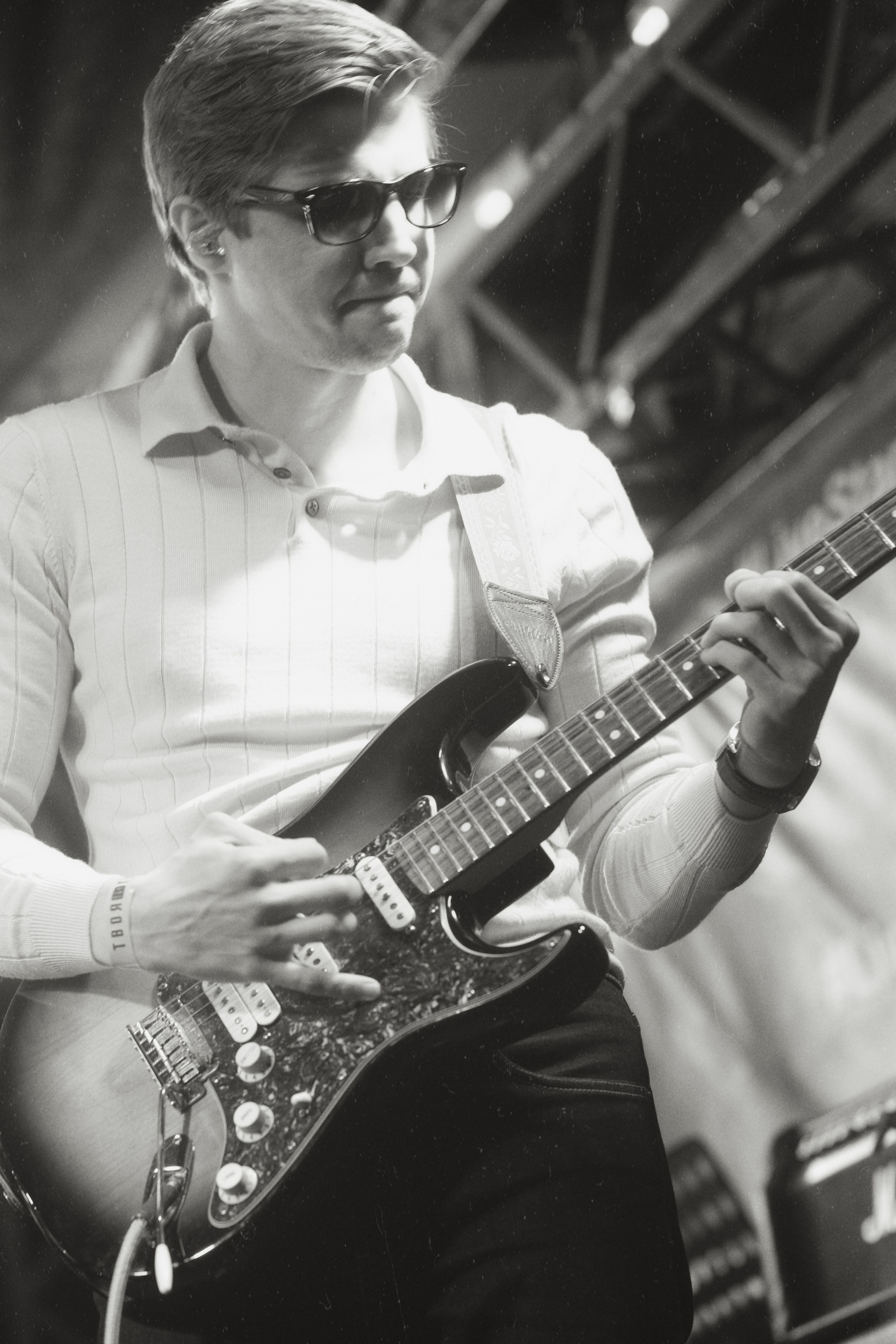 ЧБ. Pasha.fotolive <3