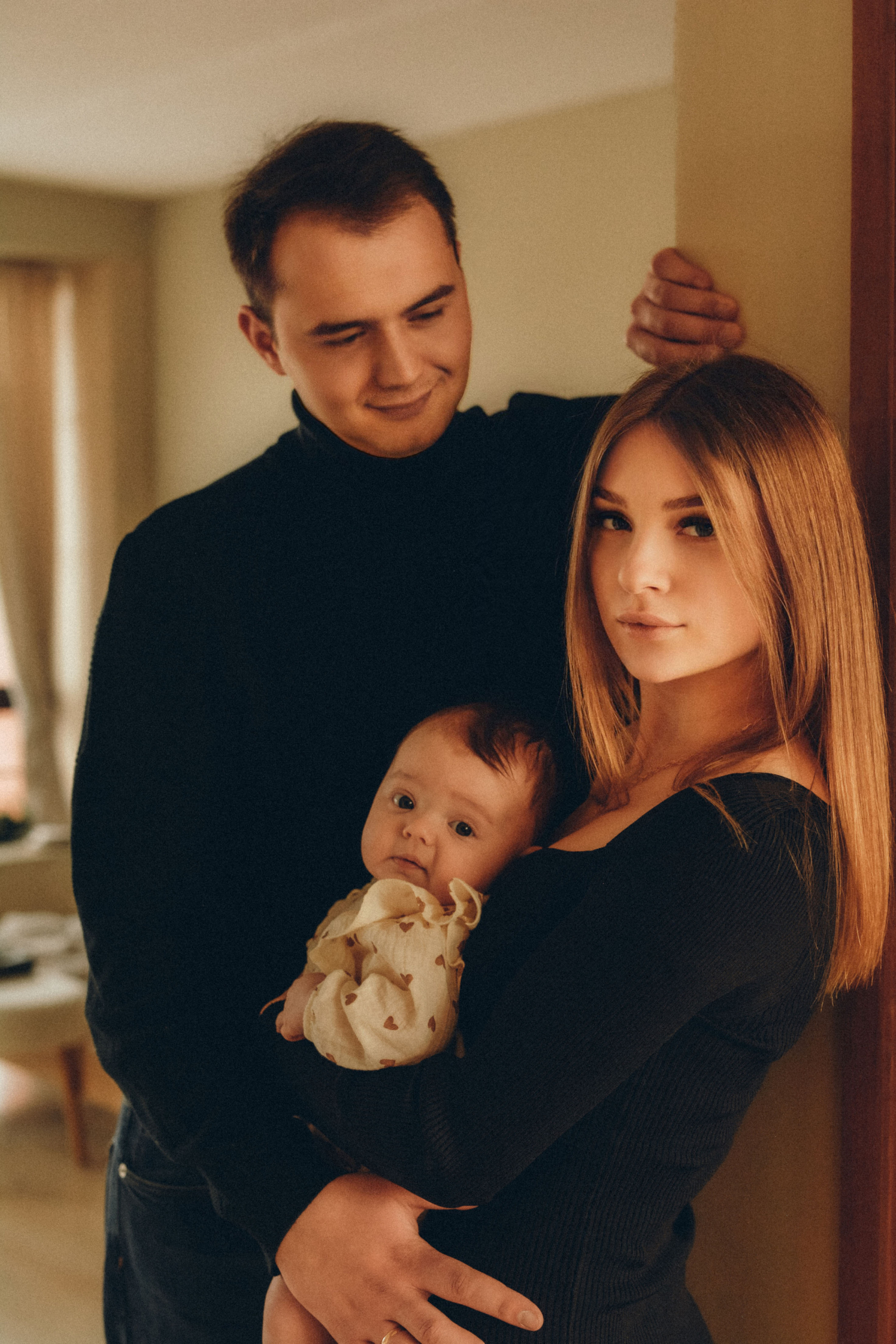 Влад, Лиза и дочь Кира. Фотограф в Москве Ангелина Ким