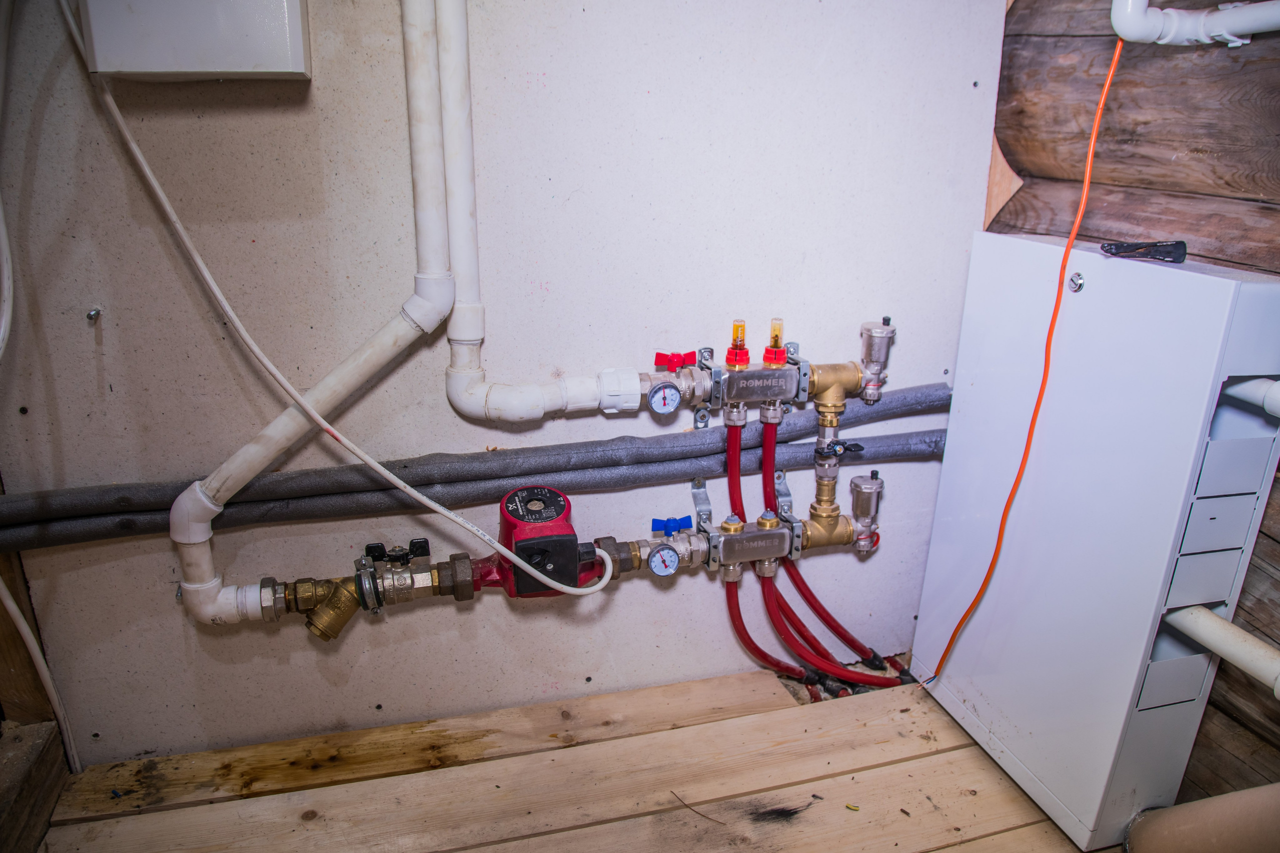 «КОЗЫ ДА БЕРЕЗЫ» Турово. Сантехнические, электромонтажные и инженерные работы в Москве и МО