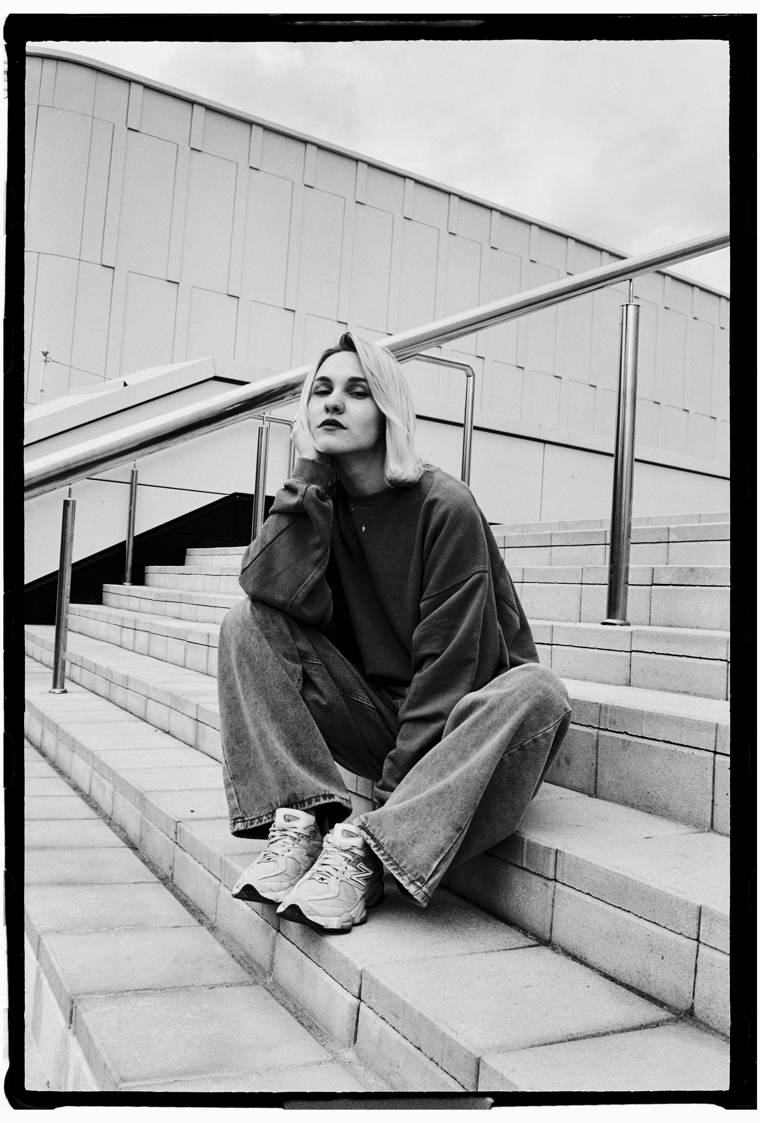 ANNA — PHOTOGRAPHER