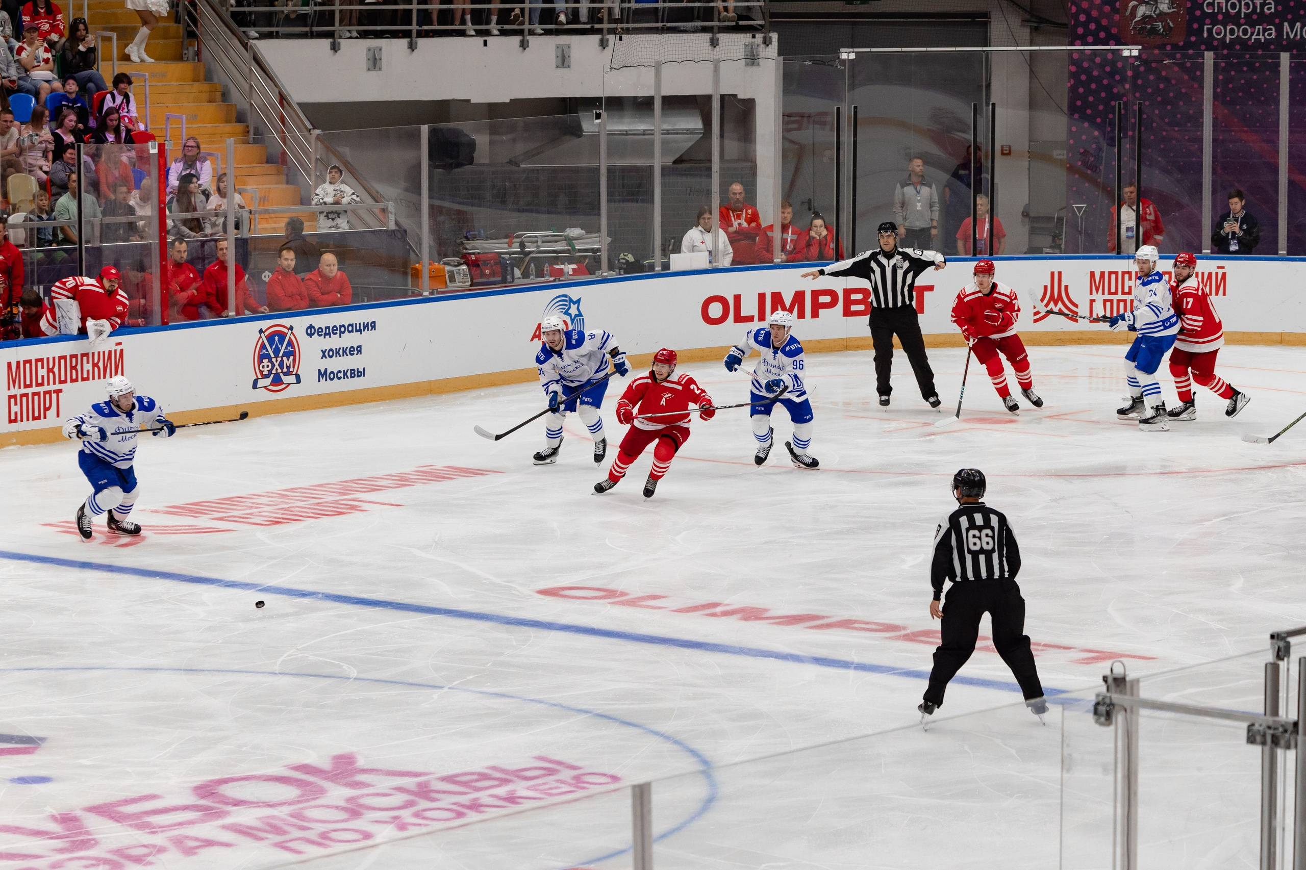 Кубок мэра Москвы по хоккею 2024. Виктория Зудина — фотограф в Москве