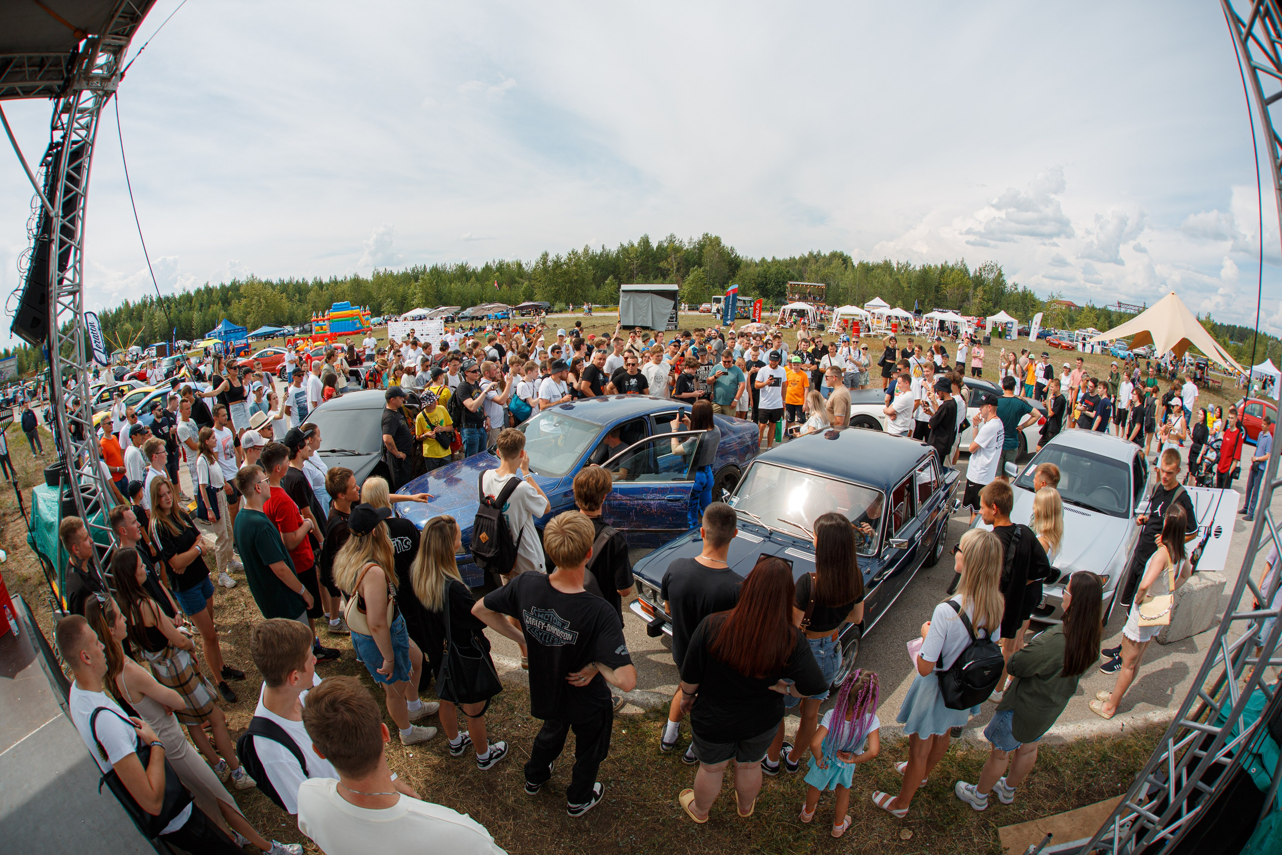 Perm Auto Weekend 2024. Фотограф в Пермском крае Матвей Раттер