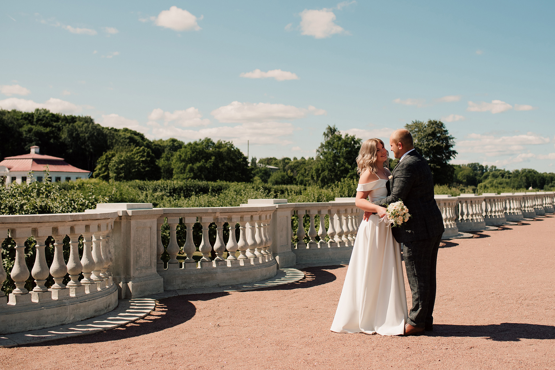 Юлия и Дмитрий. Летний Петергоф. Семейный и Свадебный фотограф. Санкт-Петербург. Пушкин