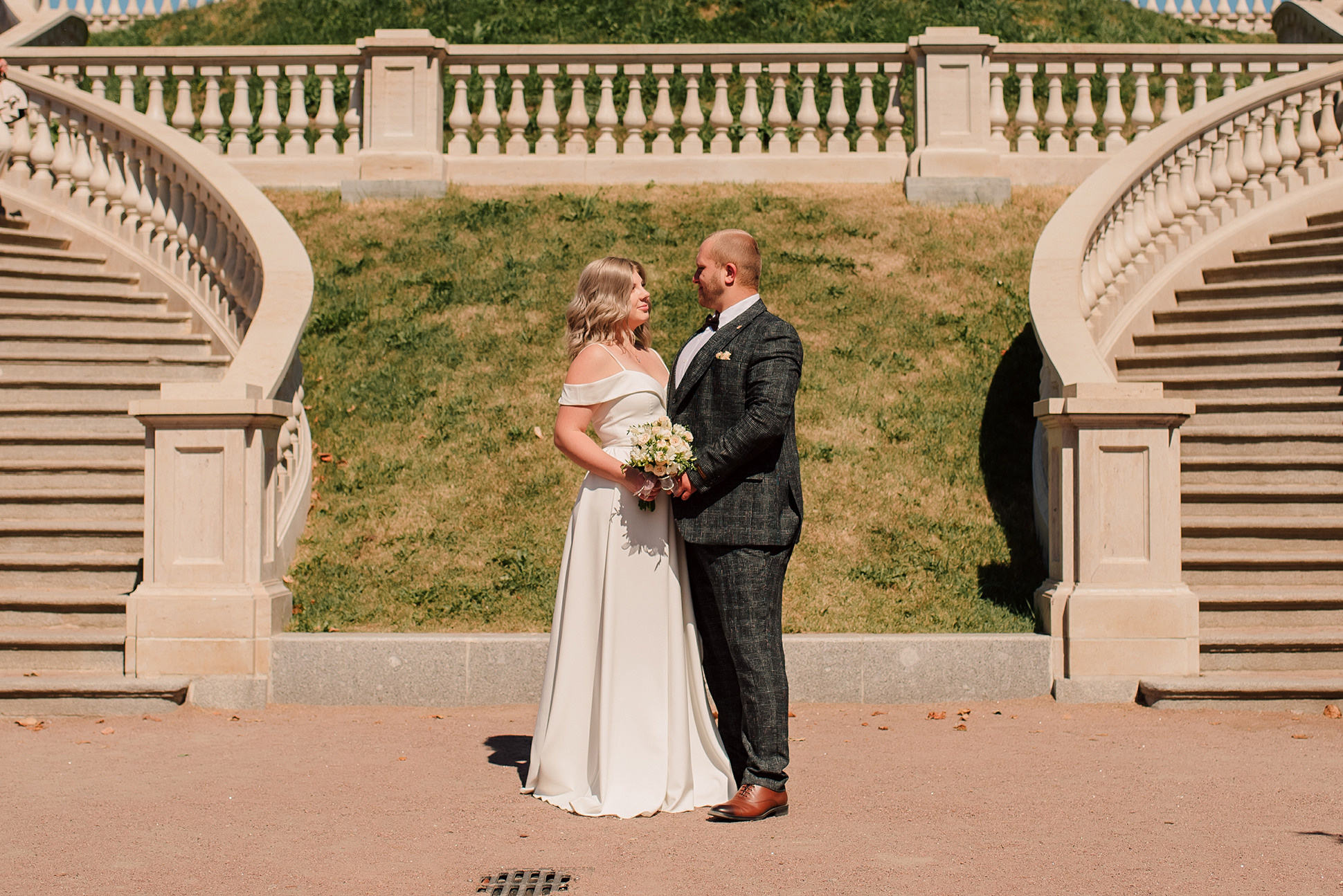 Юлия и Дмитрий. Летний Петергоф. Семейный и Свадебный фотограф. Санкт-Петербург. Пушкин