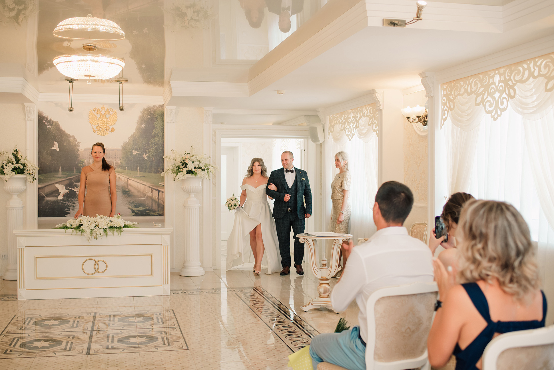 Юлия и Дмитрий. Летний Петергоф. Семейный и Свадебный фотограф. Санкт-Петербург. Пушкин