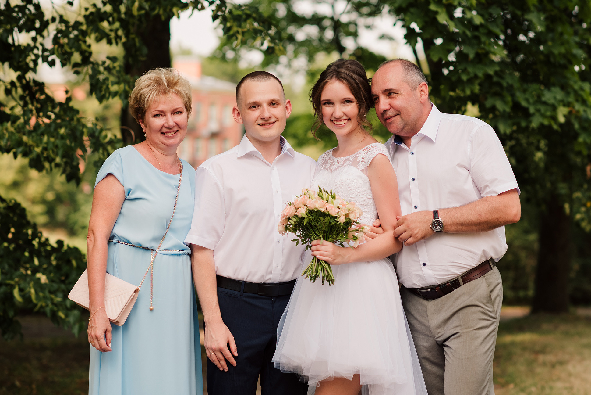 Свадебная фотосессия в Пушкине. Семейный и Свадебный фотограф. Санкт-Петербург. Пушкин