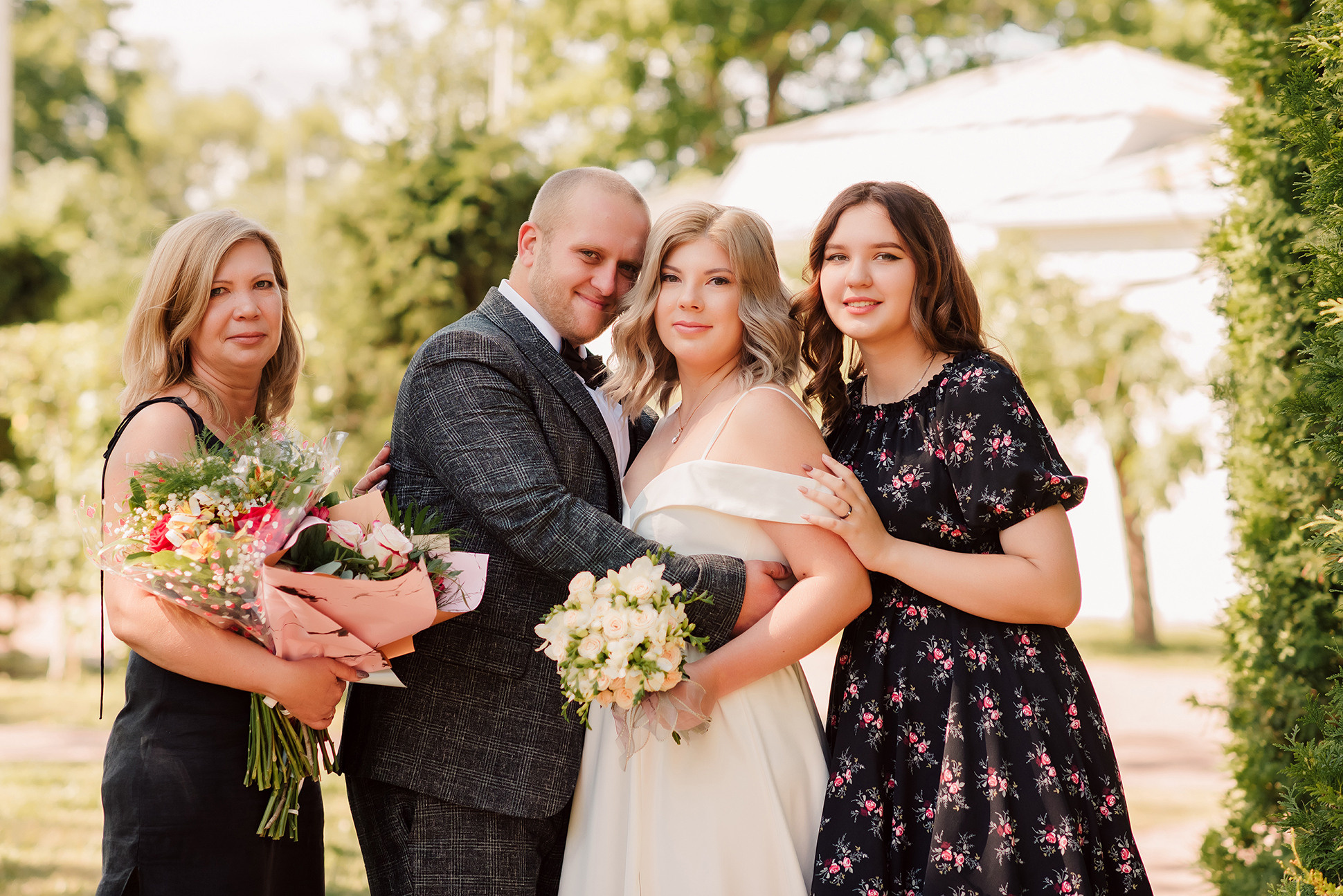 Юлия и Дмитрий. Летний Петергоф. Семейный и Свадебный фотограф. Санкт-Петербург. Пушкин
