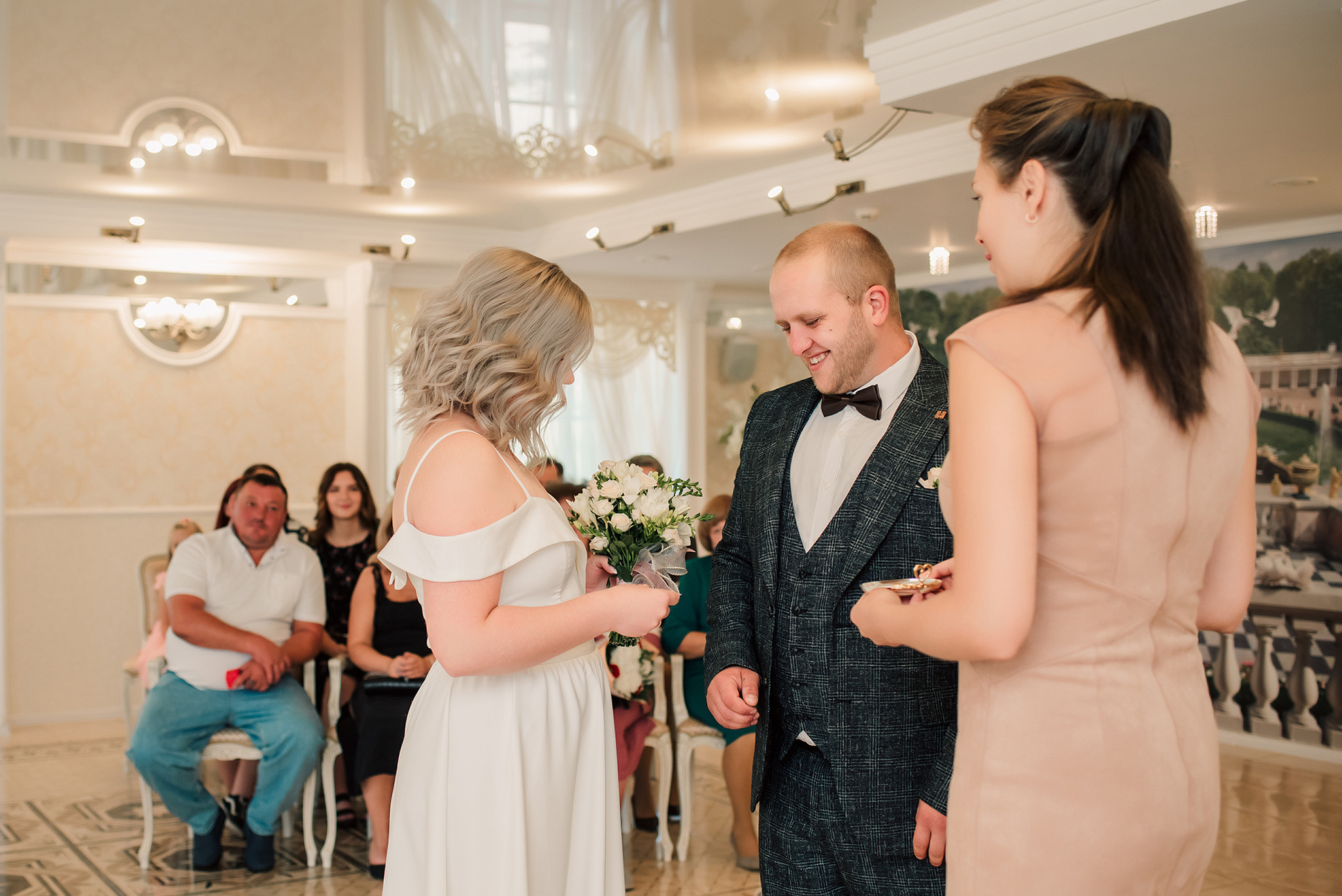 Юлия и Дмитрий. Летний Петергоф. Семейный и Свадебный фотограф. Санкт-Петербург. Пушкин