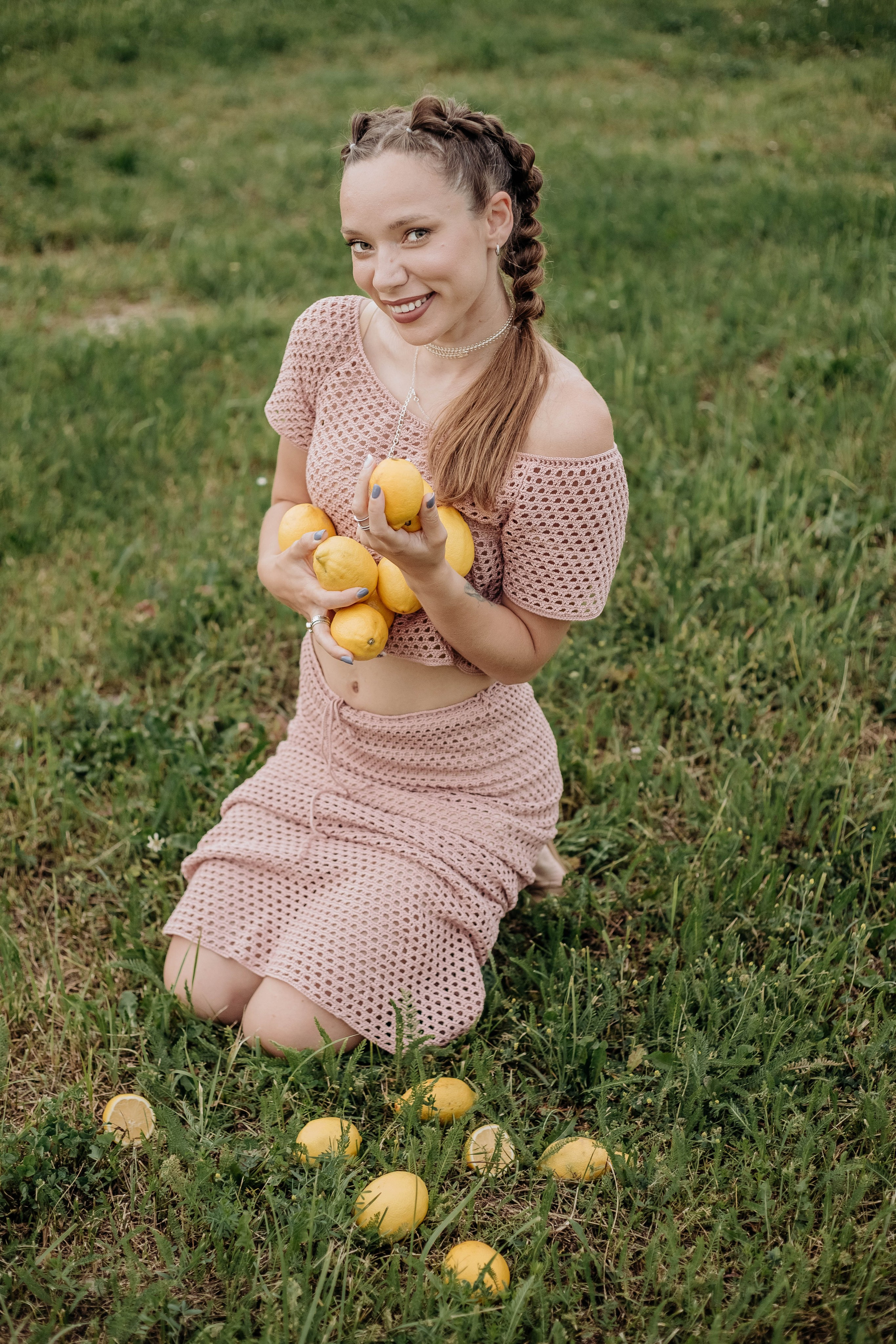 Аня с лимонами. Свадебный и Семейный фотограф Маргарита Павлова