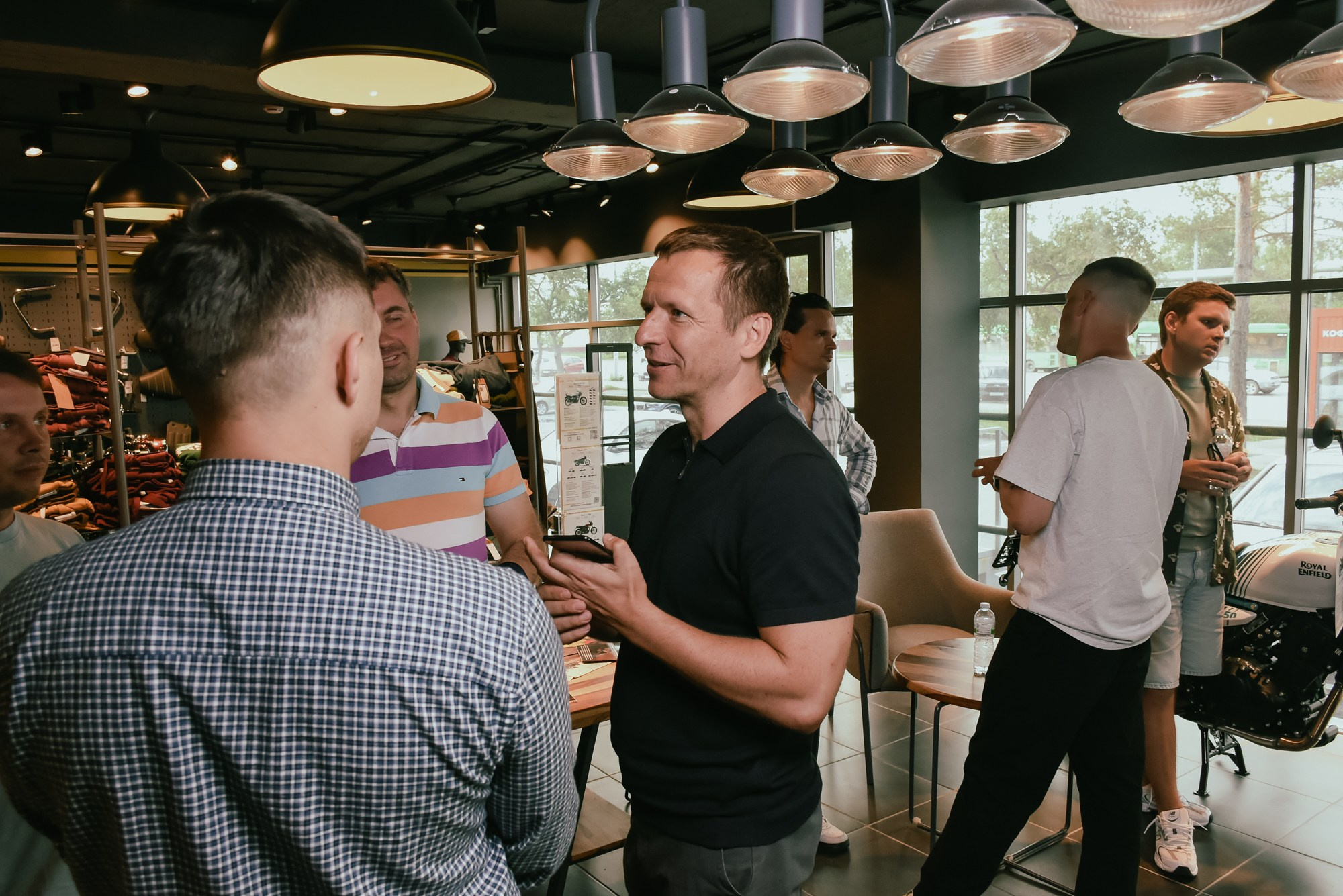 Встреча с Сергеем Пахомовым. Фотограф Максим Буряк