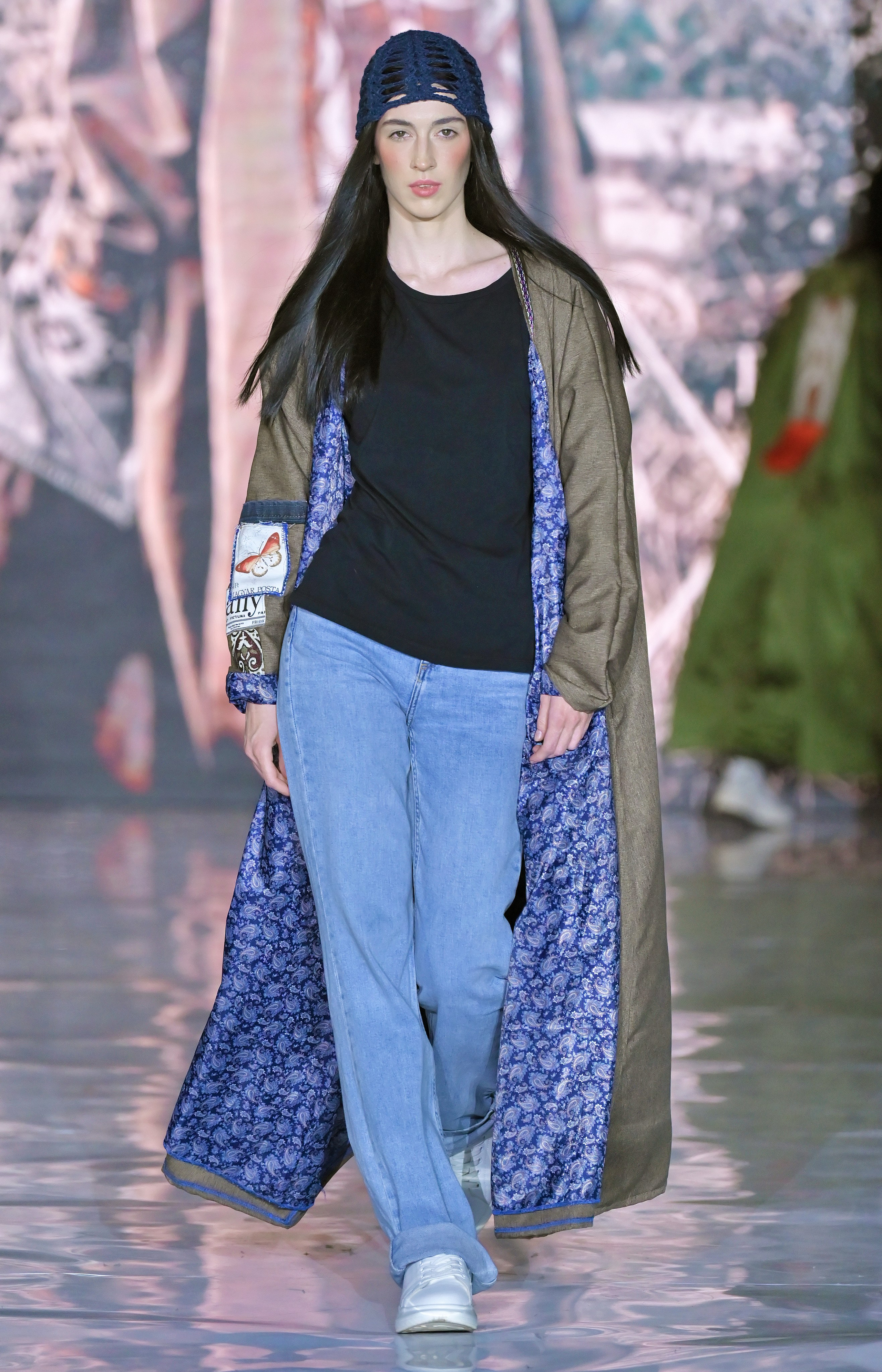 ART | FASHION | PODIUMS |SHOW