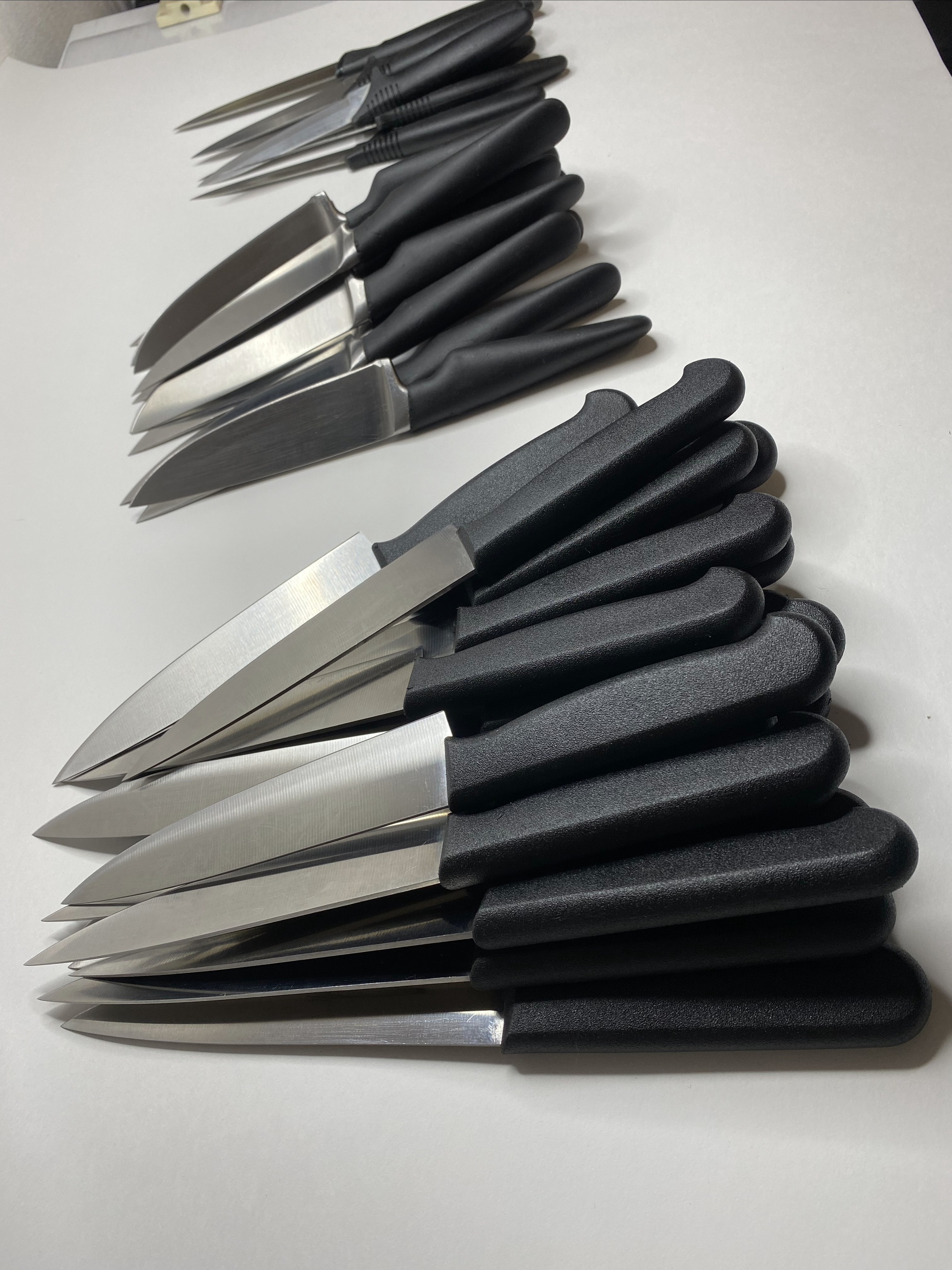 Ножи. Заточка маникюрного парикмахерского инструмента в Новосибирске