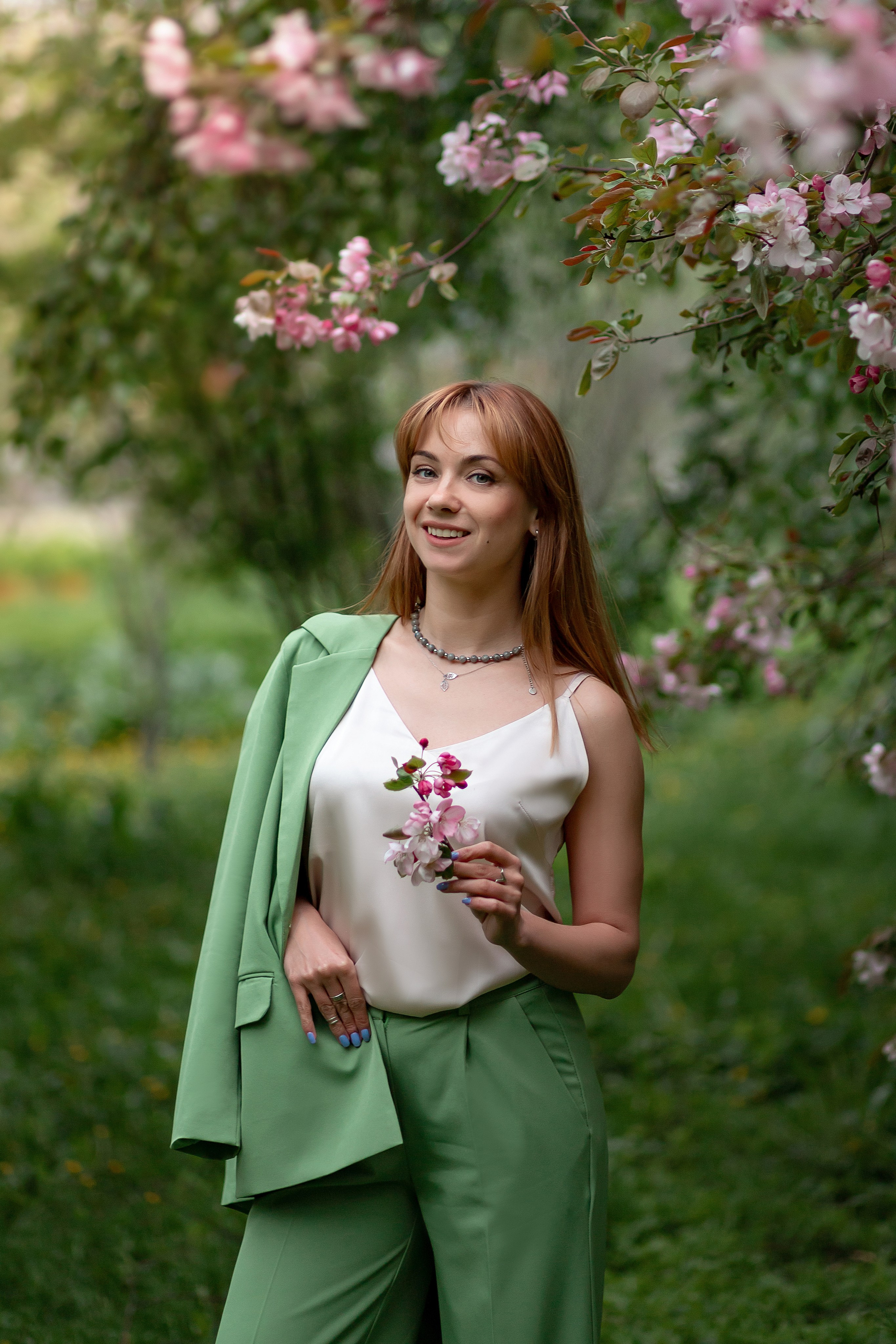 Розовая яблоня. Детский и семейный фотограф в Красноярске Юлия Бирюкова