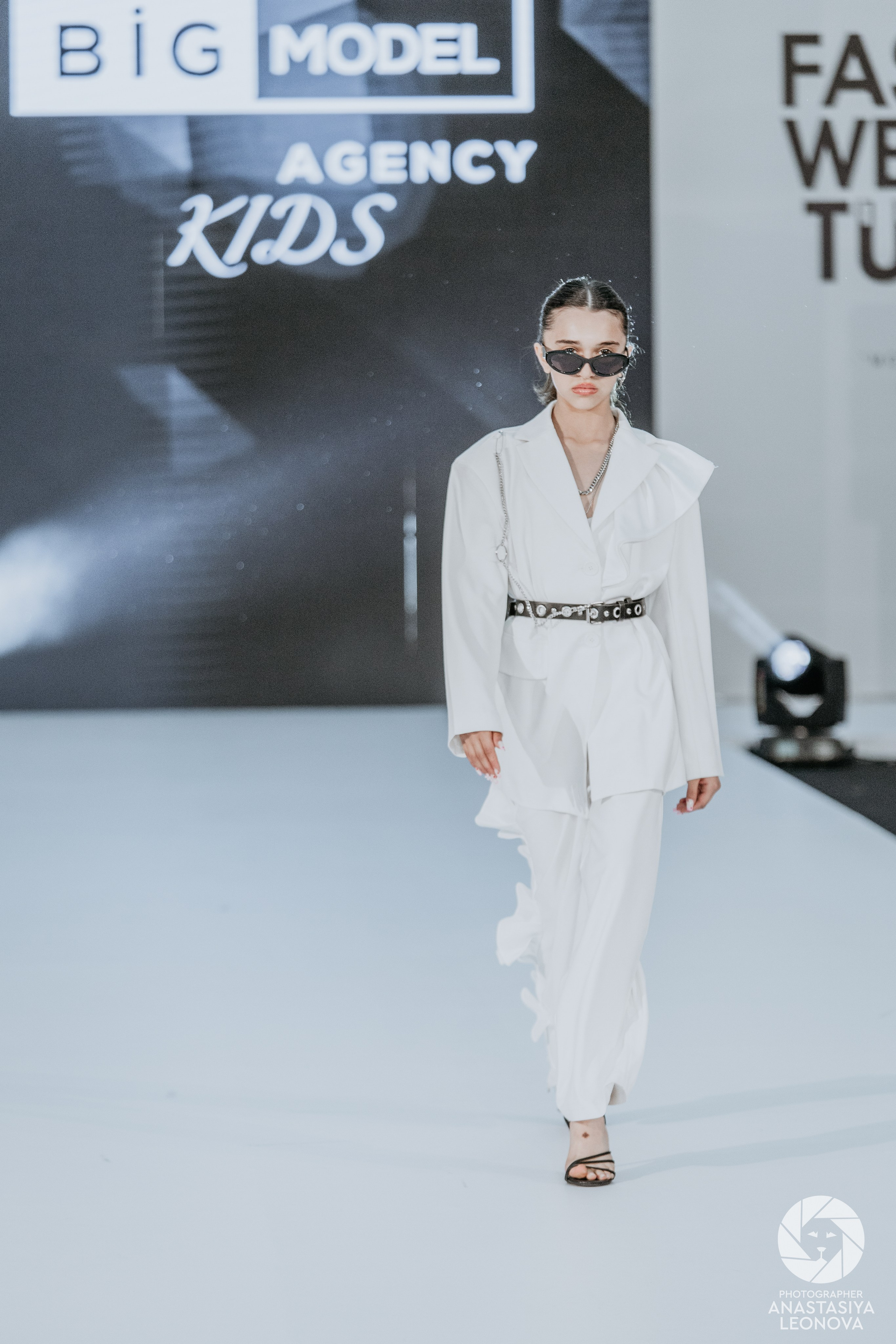 Fashion Week Türkiye [spring, 2025]. Anastasia Leonowa