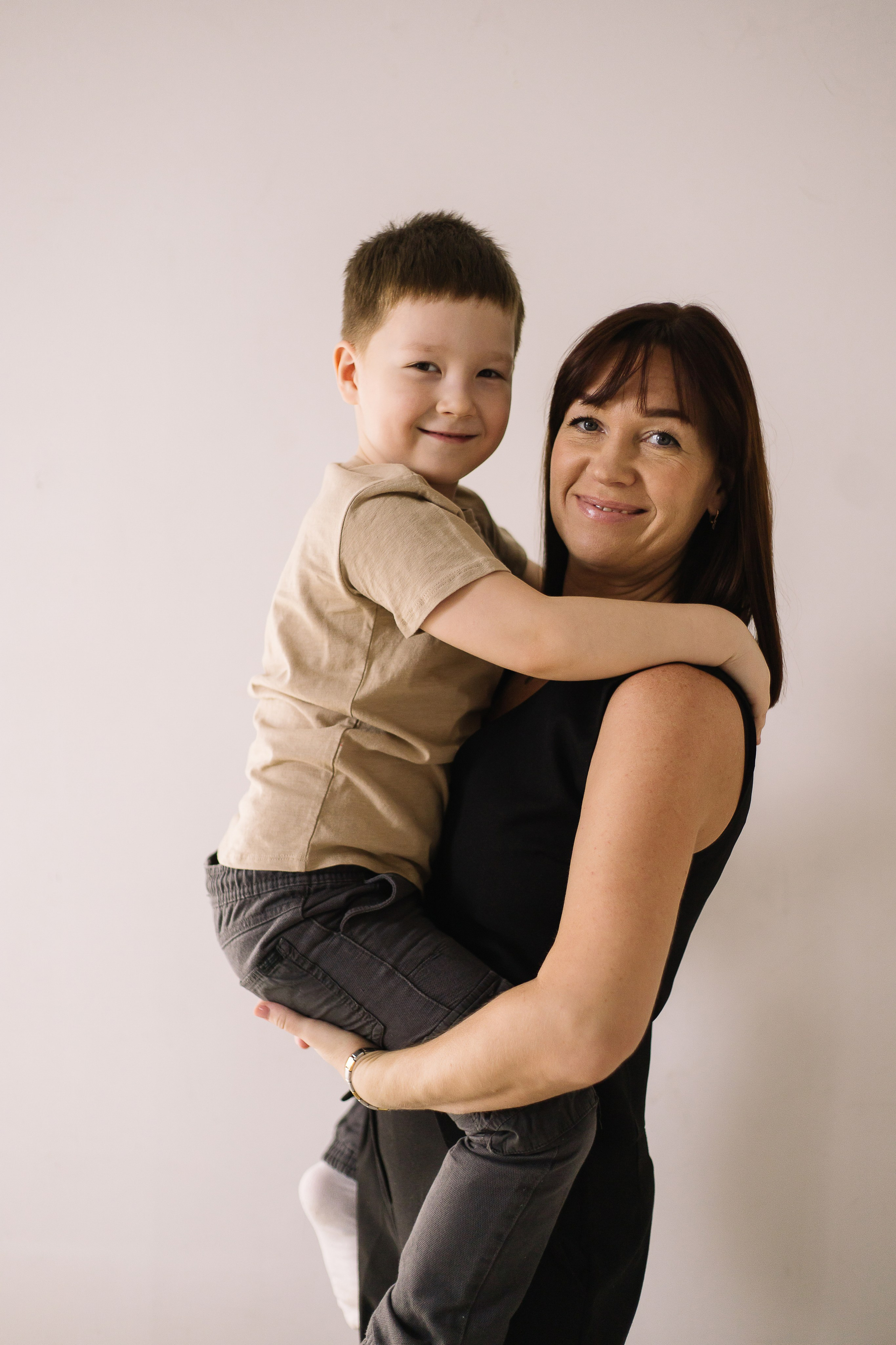 Семейная фотосессия в городе Томске. Семейный фотограф в Томске Максимова Екатерина