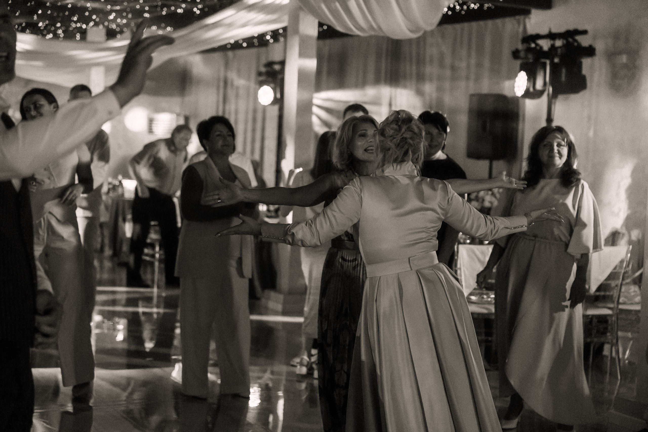 Даниил и Алина. Вечер любви. Свадебная фотография. Арина Рубах