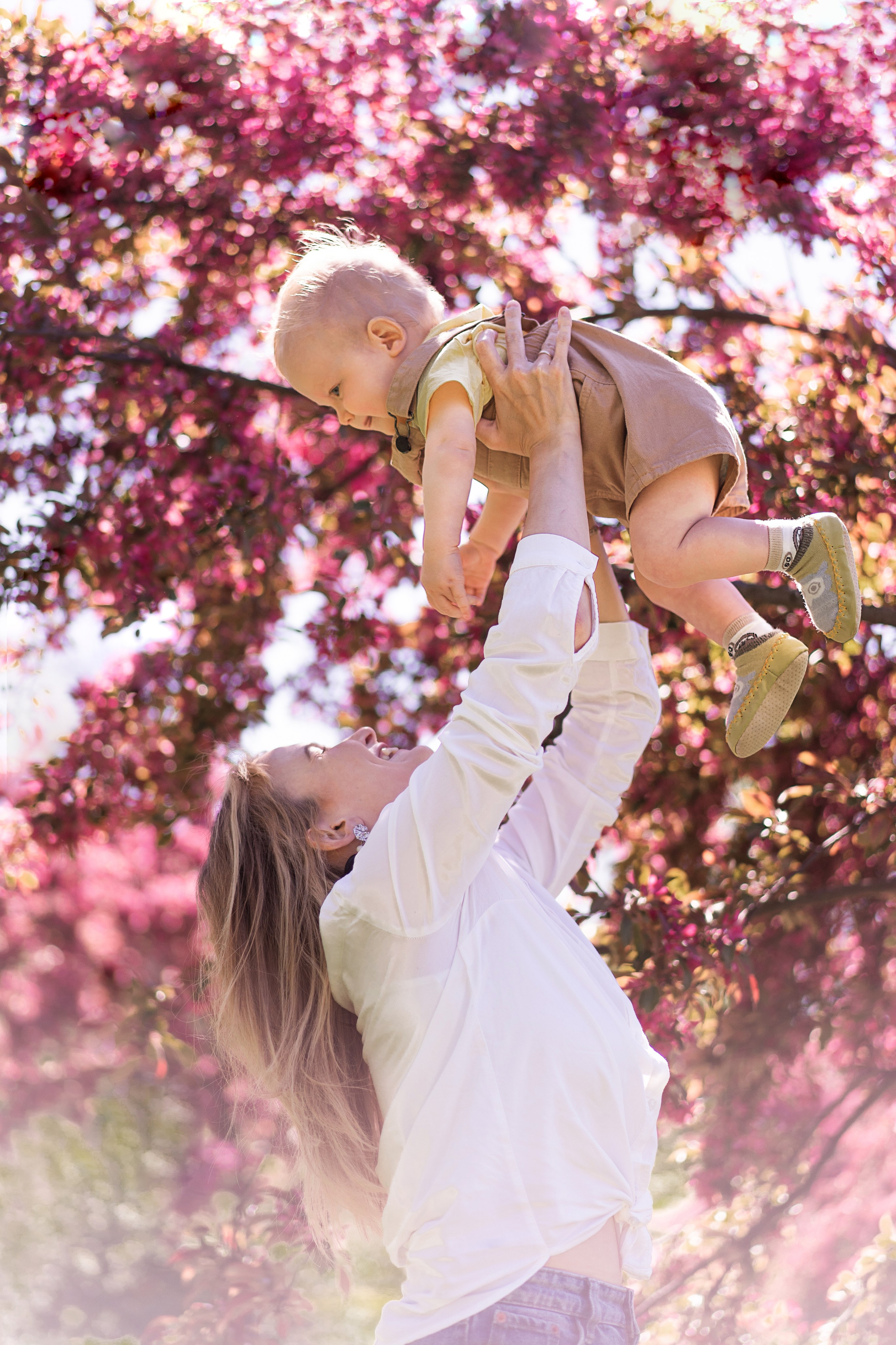 Прогулка в яблоневом саду. Семейный и детский фотограф в Санкт-Петербурге Дарина Герчиу